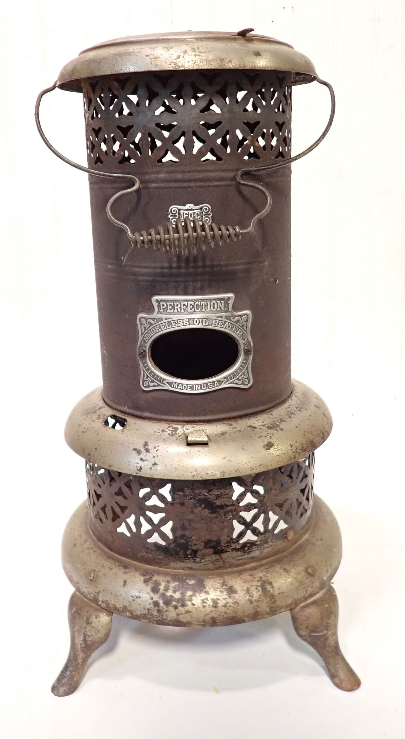 Perfection 160-C Kerosene Heater Shell (1 of 3)