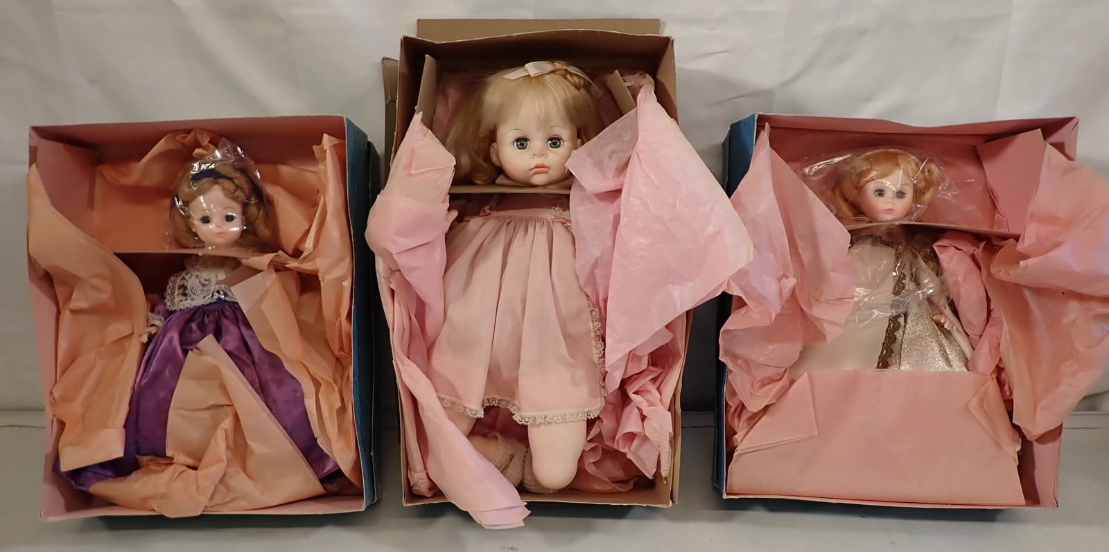 Madame Alexander Dolls incl Pussy Cat (1 of 4)