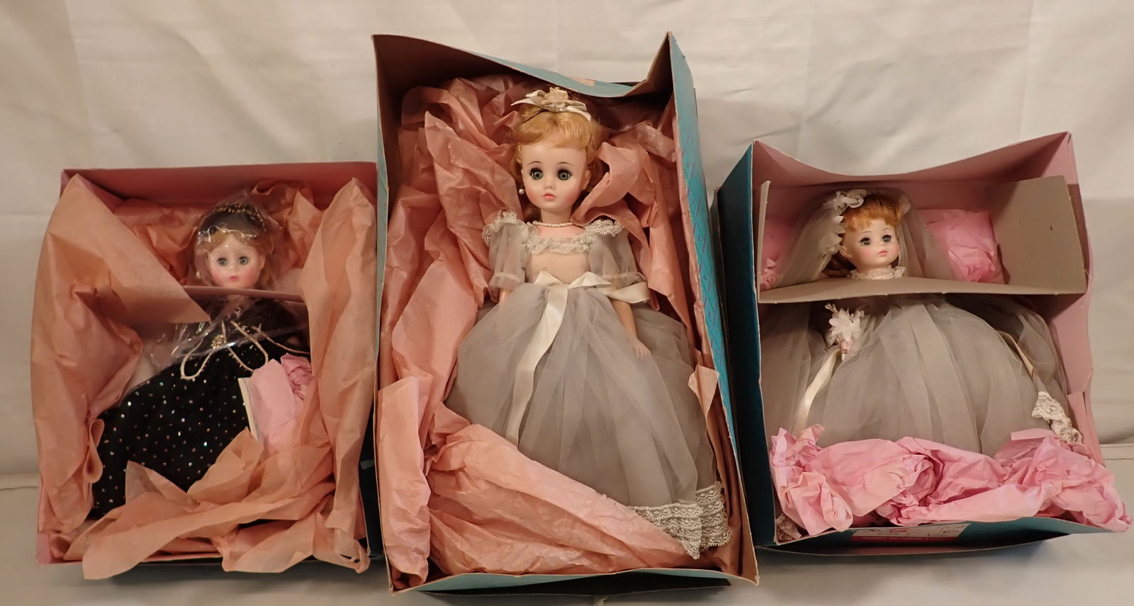Madame Alexander Dolls incl Bride & Elise (1 of 6)