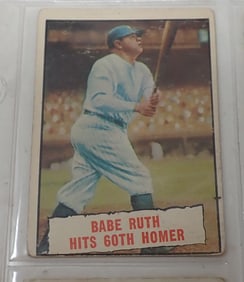 Lot of Misc Baseball Cards incl Yogi Berra