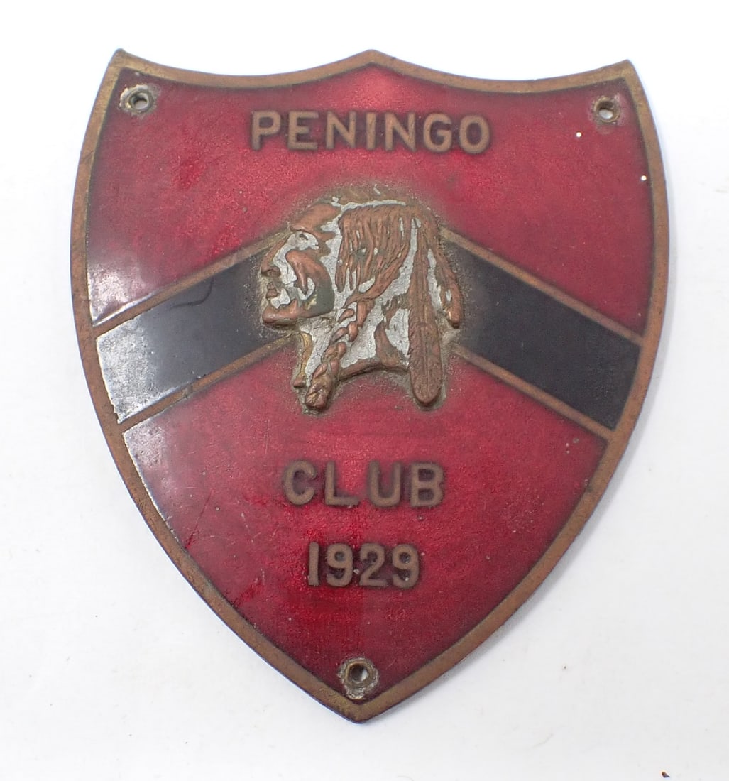1929 Peningo Club Indian Enameled Brass Badge (1 of 4)