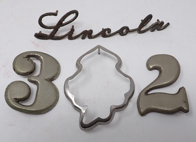 Lincoln Emblem & Number Badges