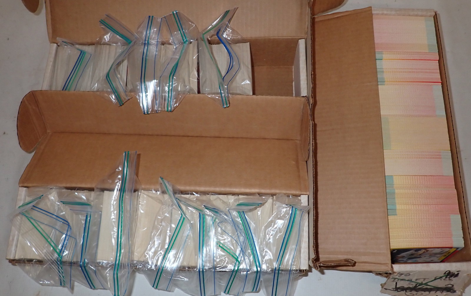 1990 1991 Topps Baseball Cards (1 of 2)