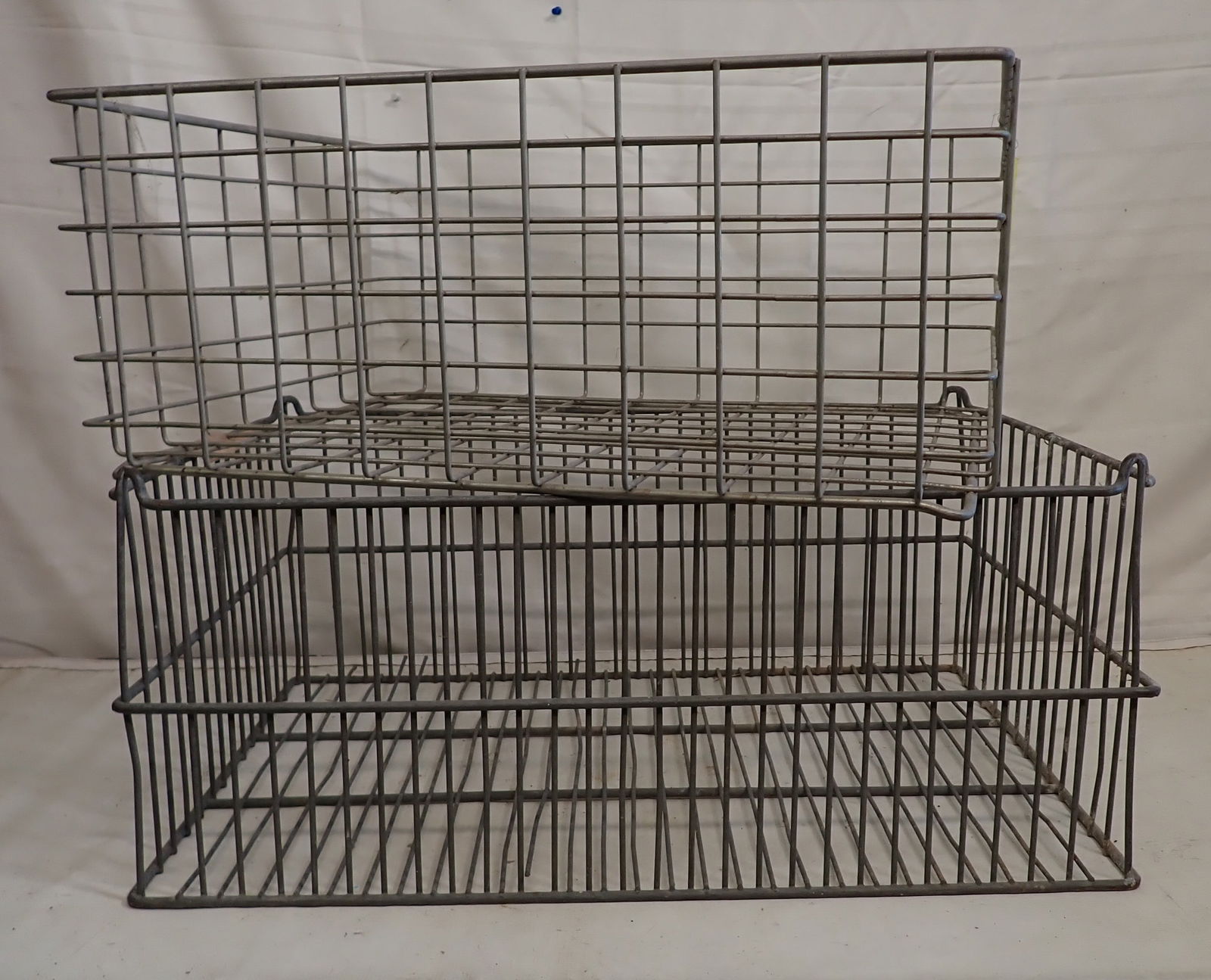 2 Wire Crates / Baskets (1 of 2)