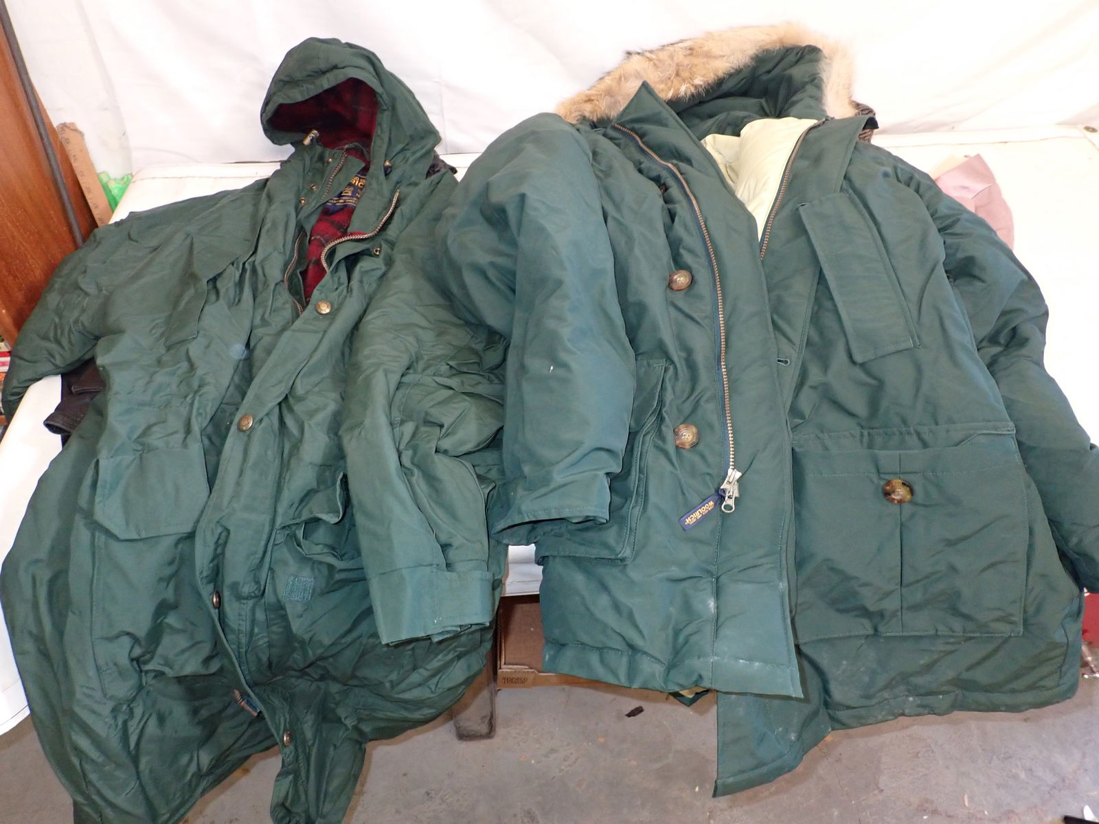 2 Woolrich Hooded Jackets & Misc (1 of 6)