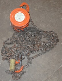 CM Series 622 1 Ton Chain Hoist