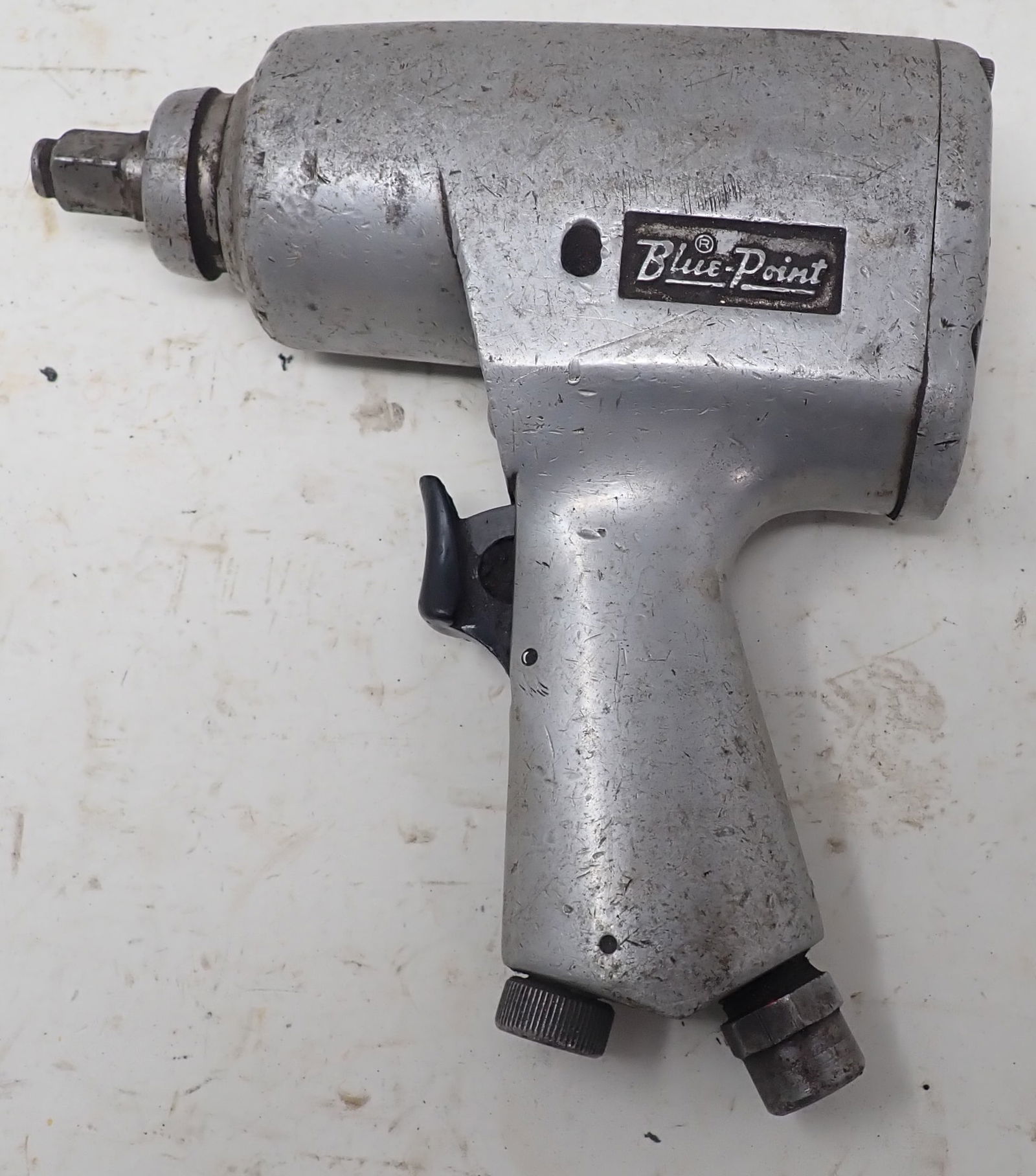 Blue Point AT500 1/2" Drive Impact Wrench (1 of 4)