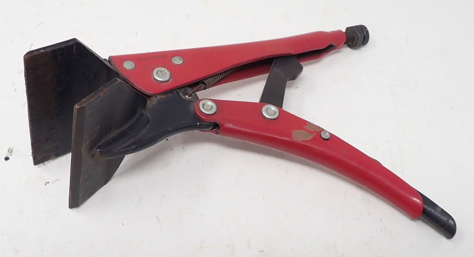 Blue Point Clamp: Apprx 3 1/8" wide