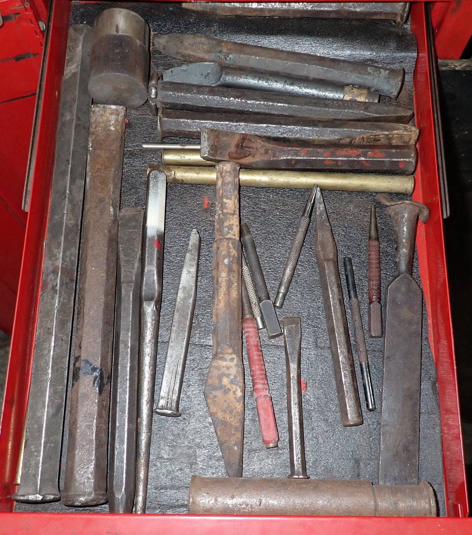 Chisels: Getting all in drawer