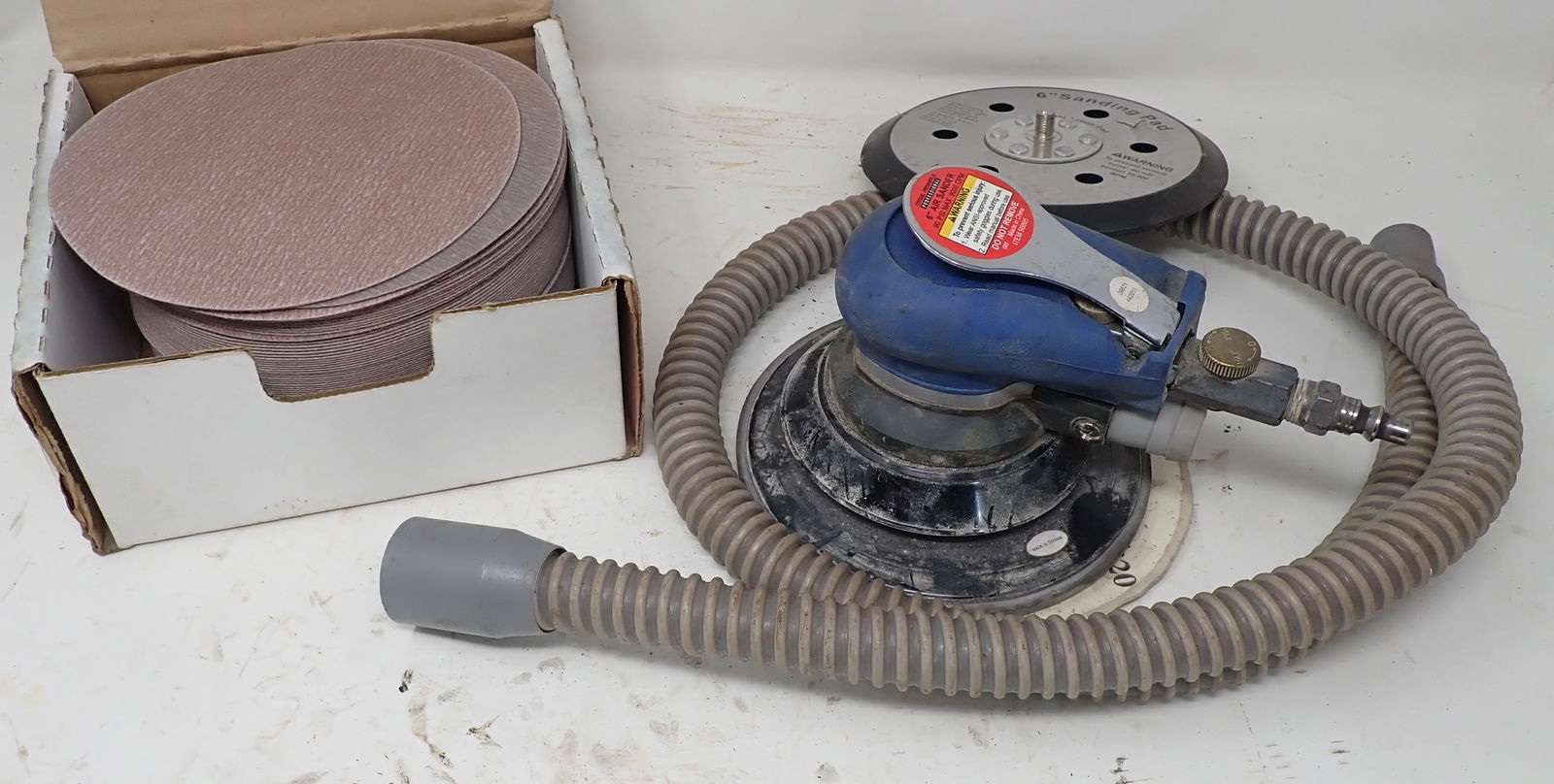 Central Pneumatic 6" Air Sander & Discs (1 of 5)