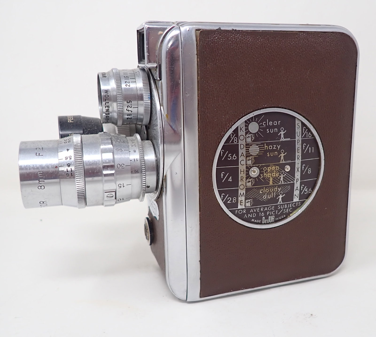 Dejur Embassy 8mm Movie Camera: Movie Camera