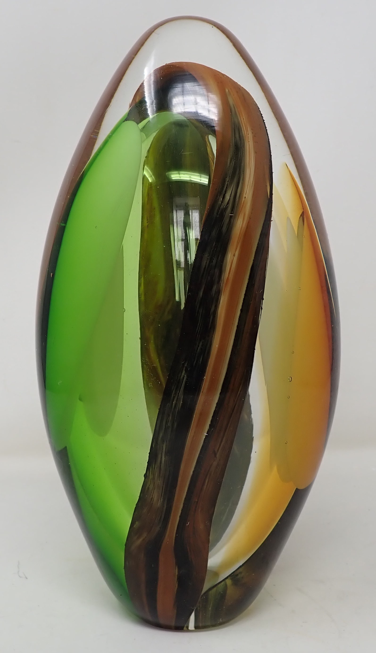 Art Glass Sculpture: Apprx 4 1/2" x 9 1/2"