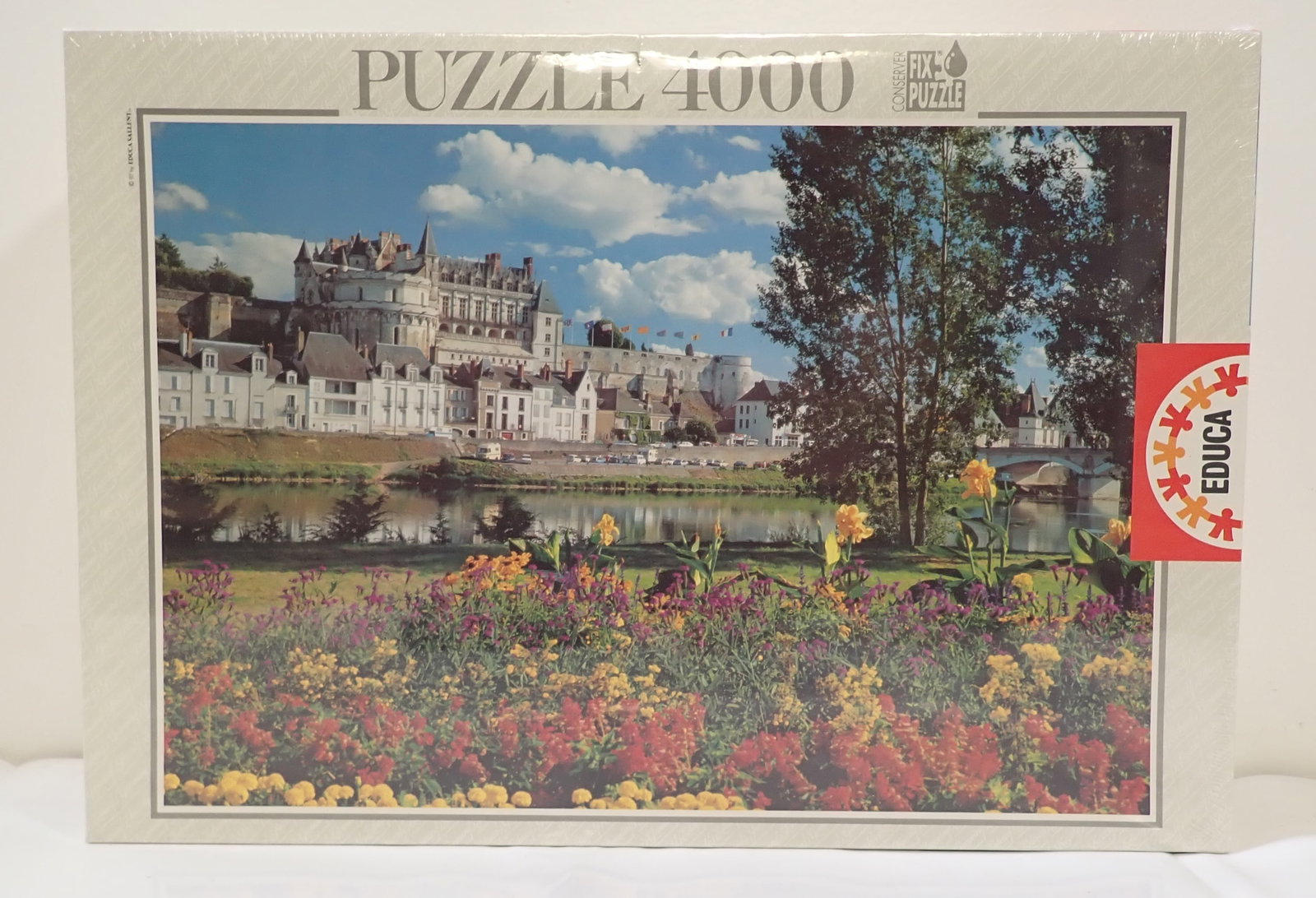 Educa 4000 Piece Loire Castle France Puzzle: Still sealed
