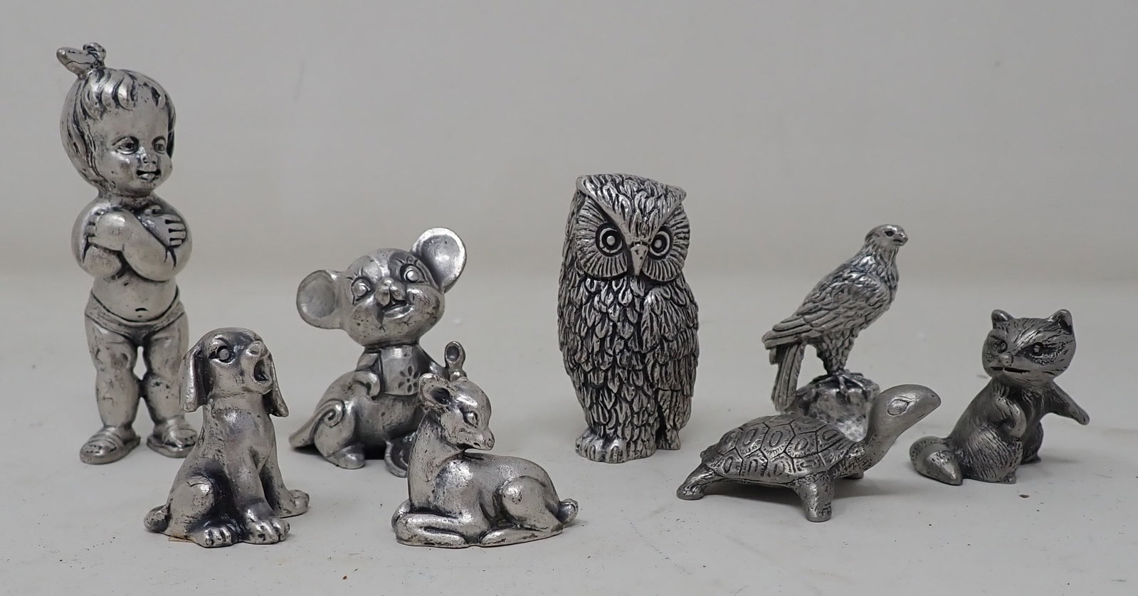 Pewter Figurines incl Peltro: Tallest is approx 3 1/8"