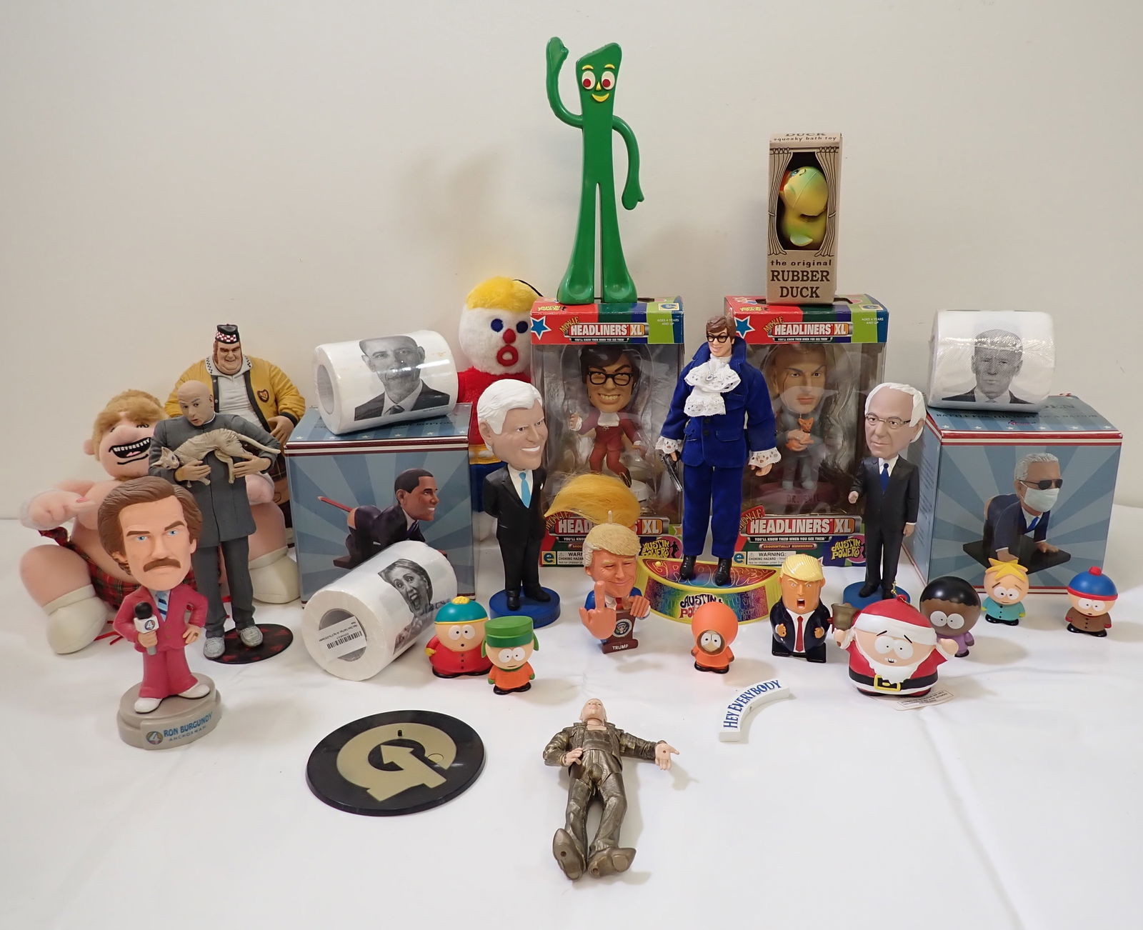 Toys & Misc Inclu Bobbleheads Trump Finger (1 of 7)