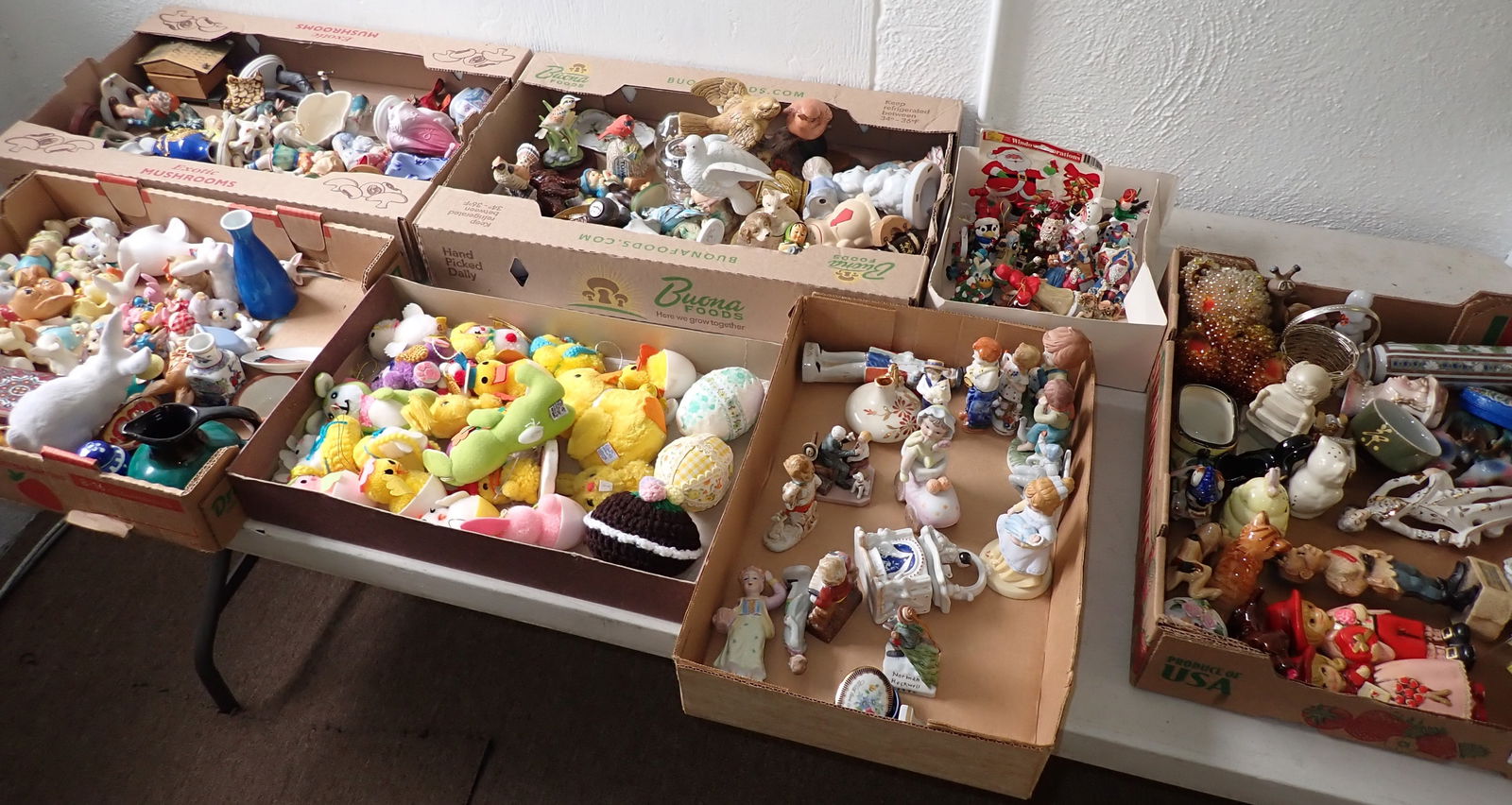 Table Contents Knick Knacks Figurines Misc (1 of 16)