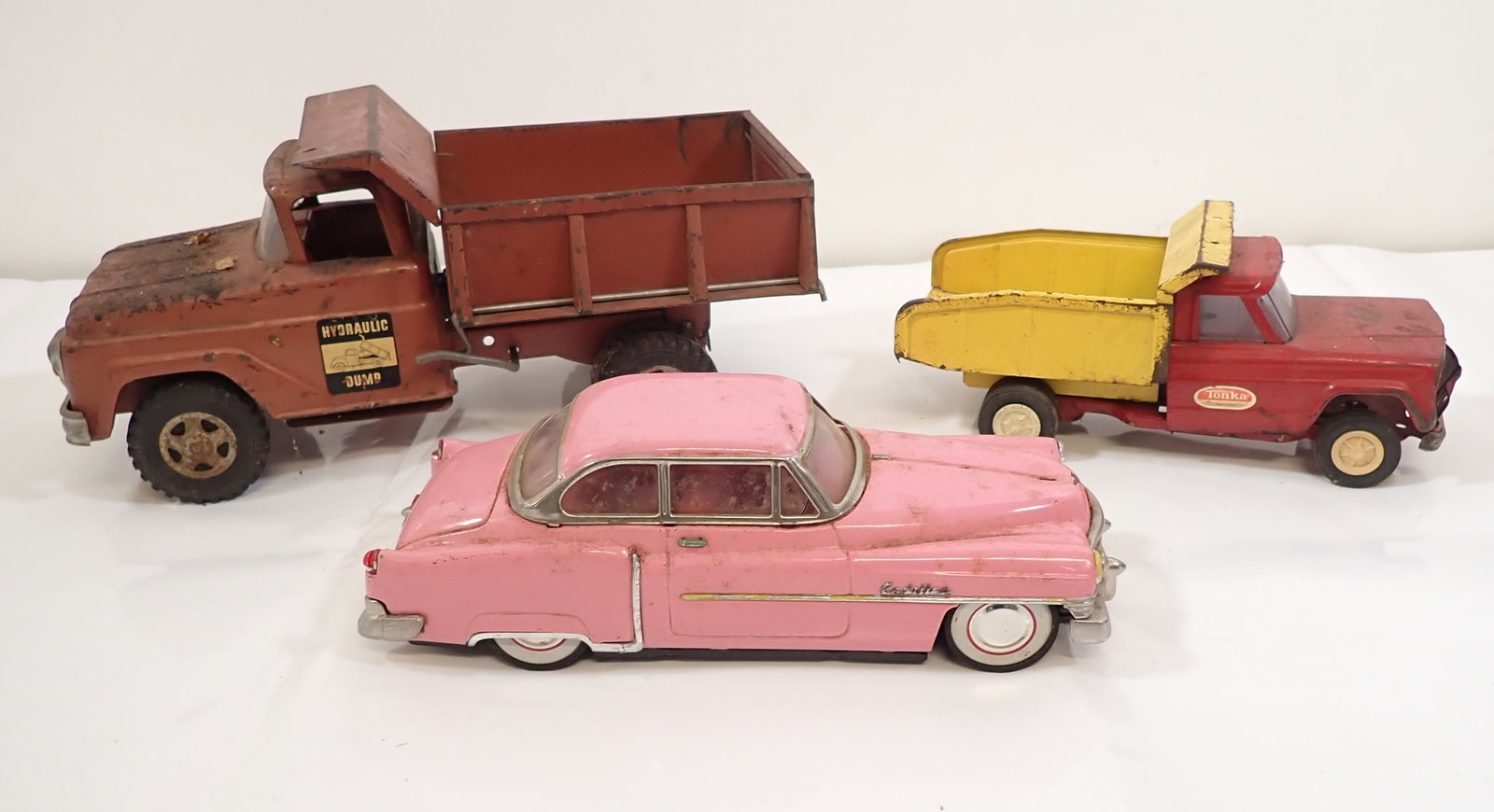 Tonka Hydraulic Dump 1950 Cadillac Friction Car: Hydraulic dump is 13" long