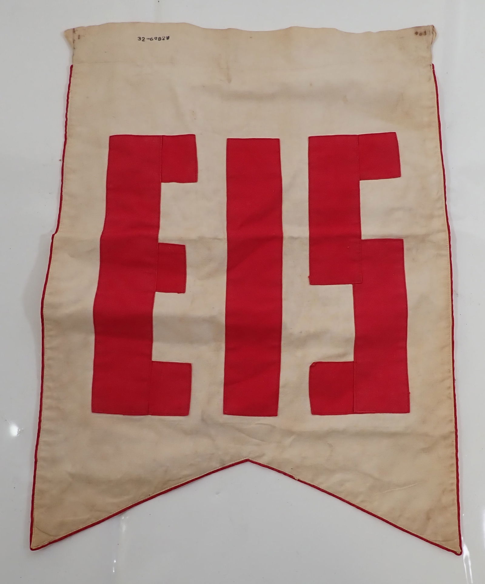 EIS German ? Flag: Approx 19 3/4" x 14 5/8"