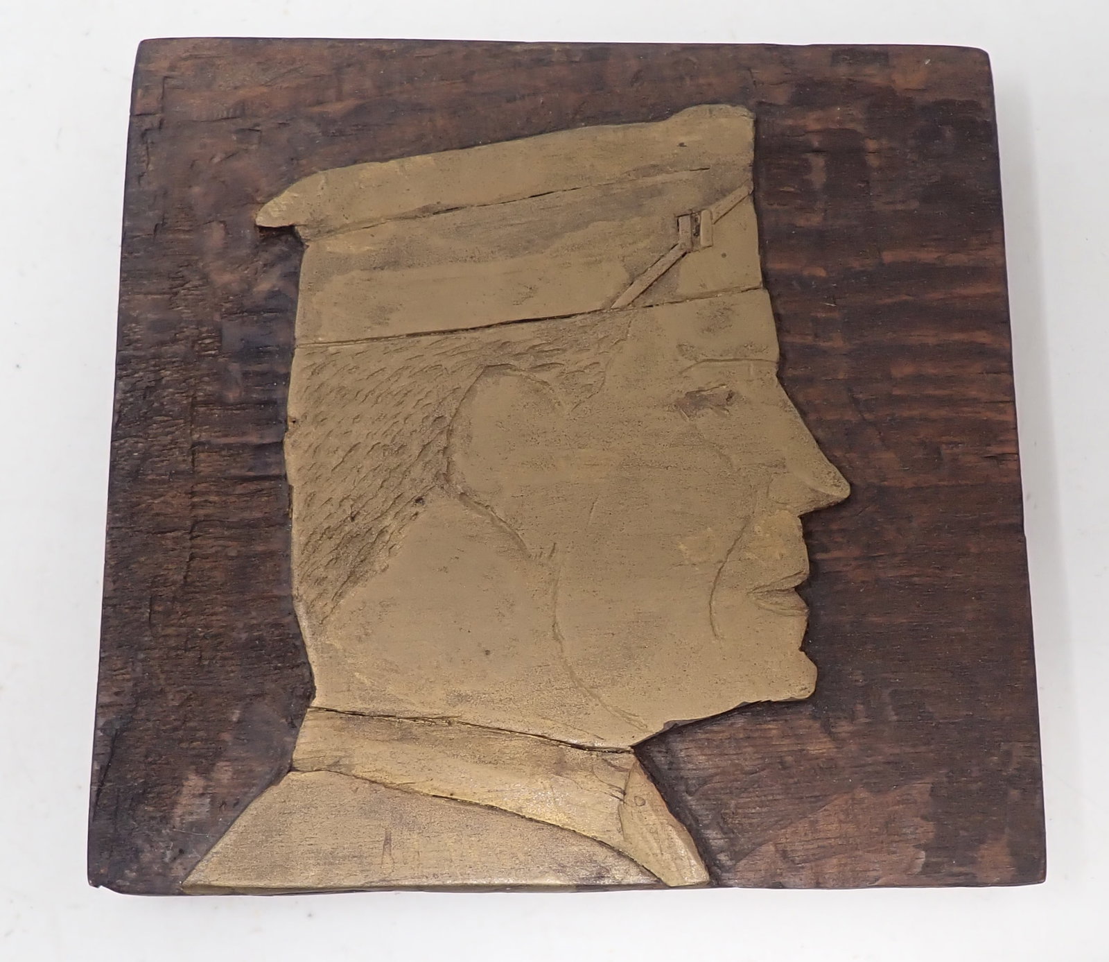 1945 Lt Thomas Leidy USNR Trench Art Plaque: Approx 6" x 6 1/4"