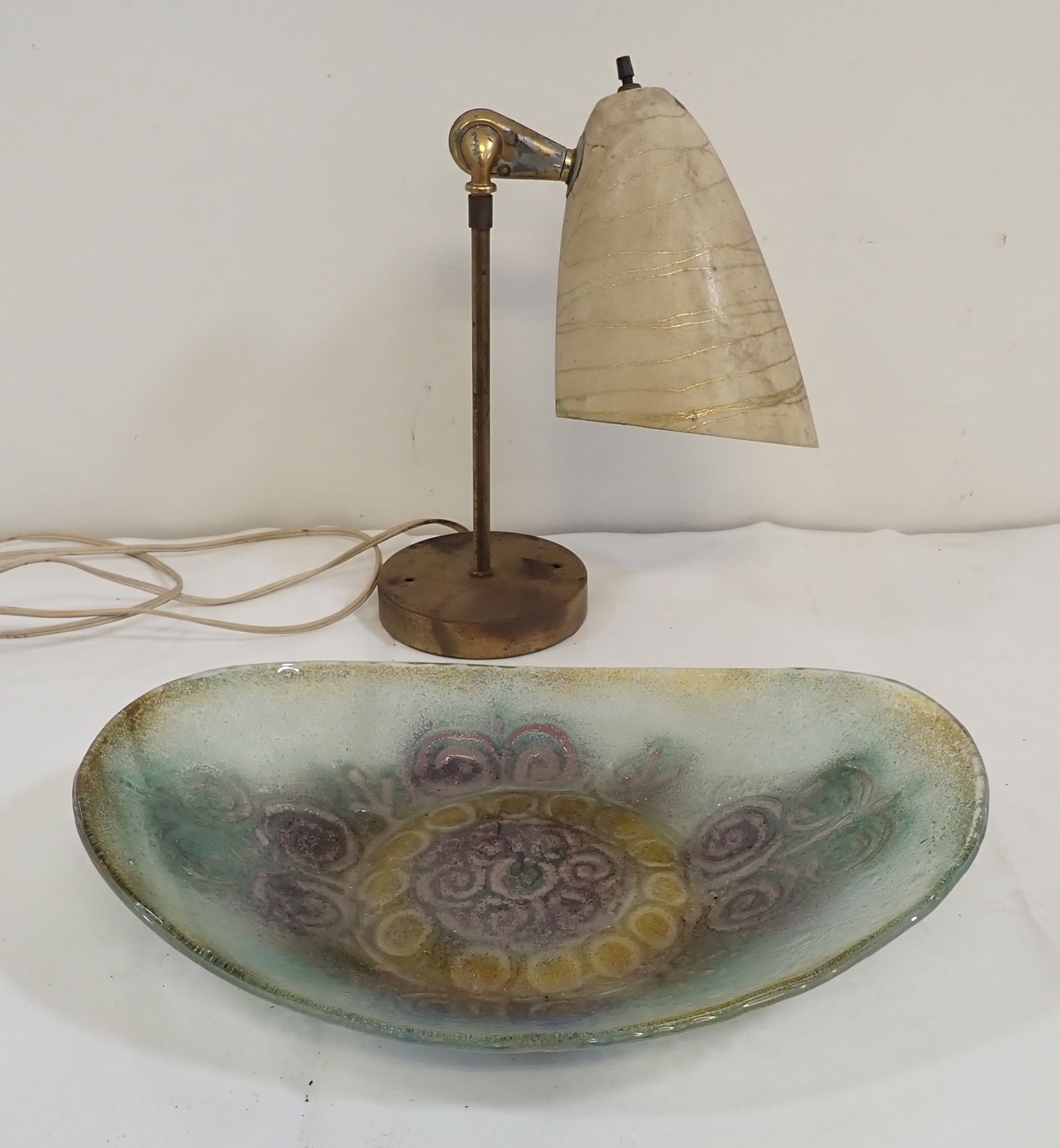 Vintage Lamp & Serving Dish (1 of 4)