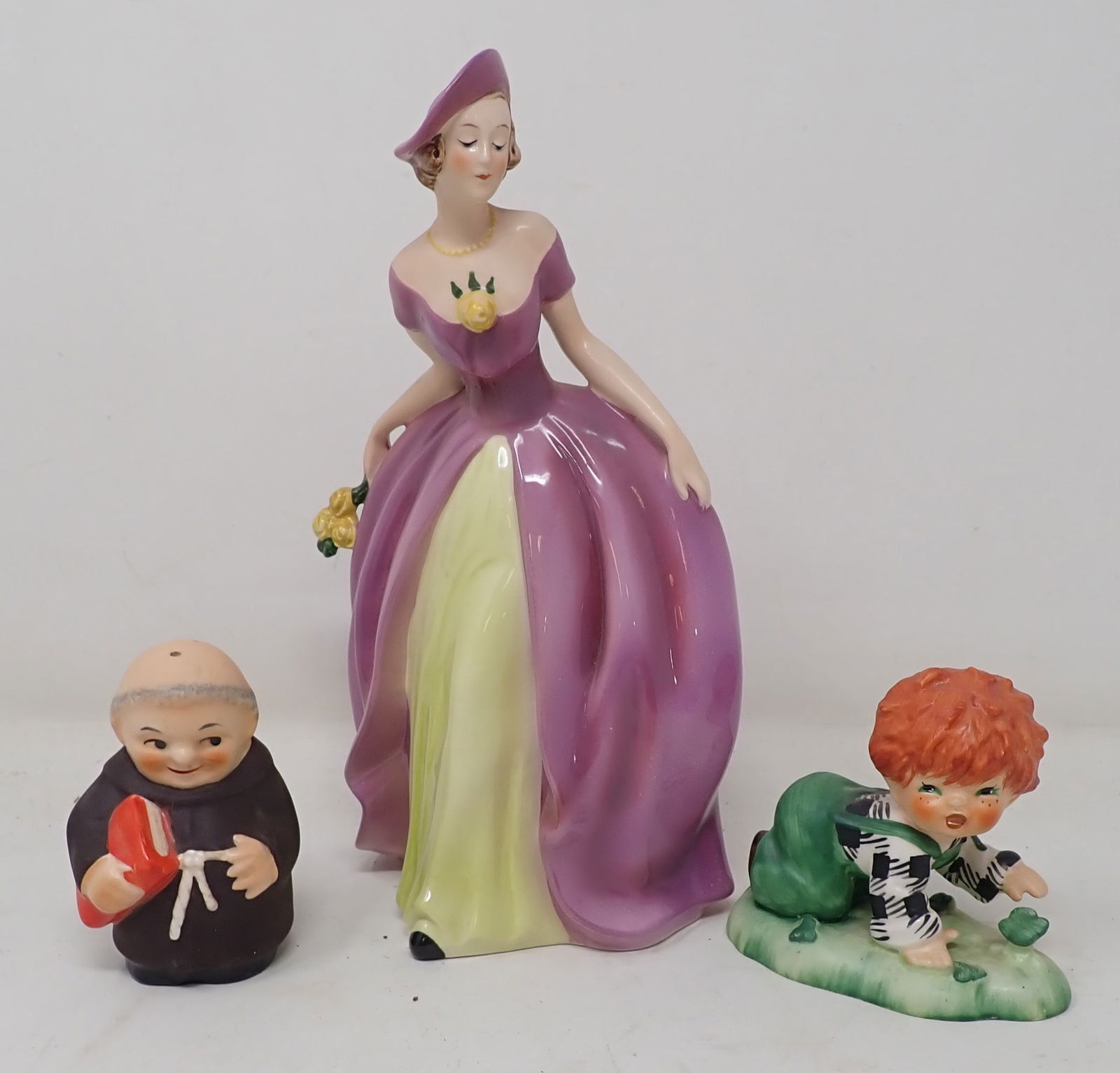 Goebel Victorian Figurine Monk Salt & Pepper (1 of 2)