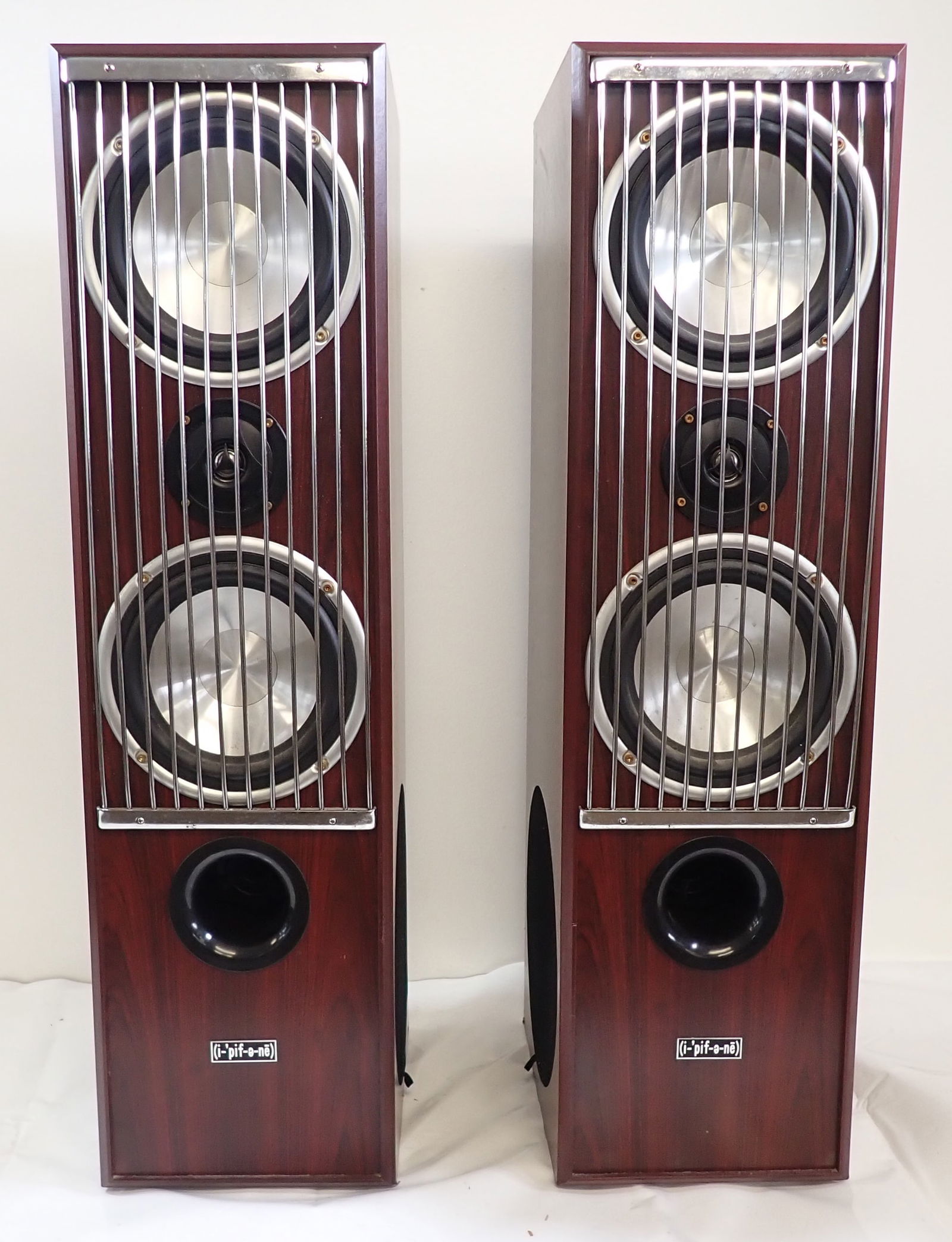 Denmark Image C4 Digital Tower Speakers Auction