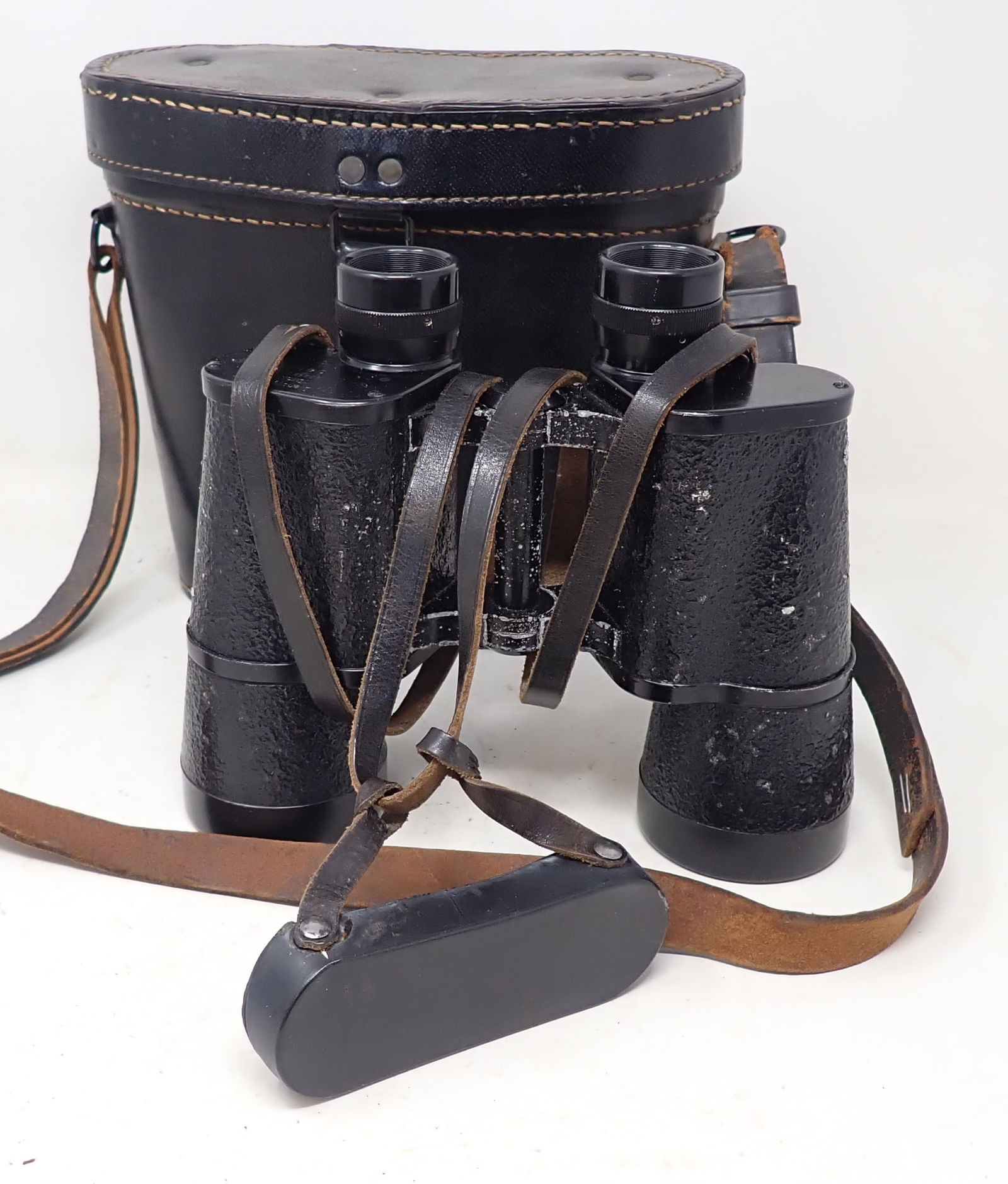 Dienstglas 10x50 WWII German Binoculars w/ Case (1 of 7)