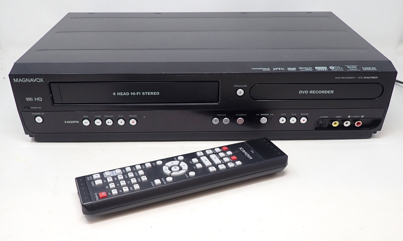 Magnavox DVD Recorder / VCR ZV427MG9 (1 of 5)