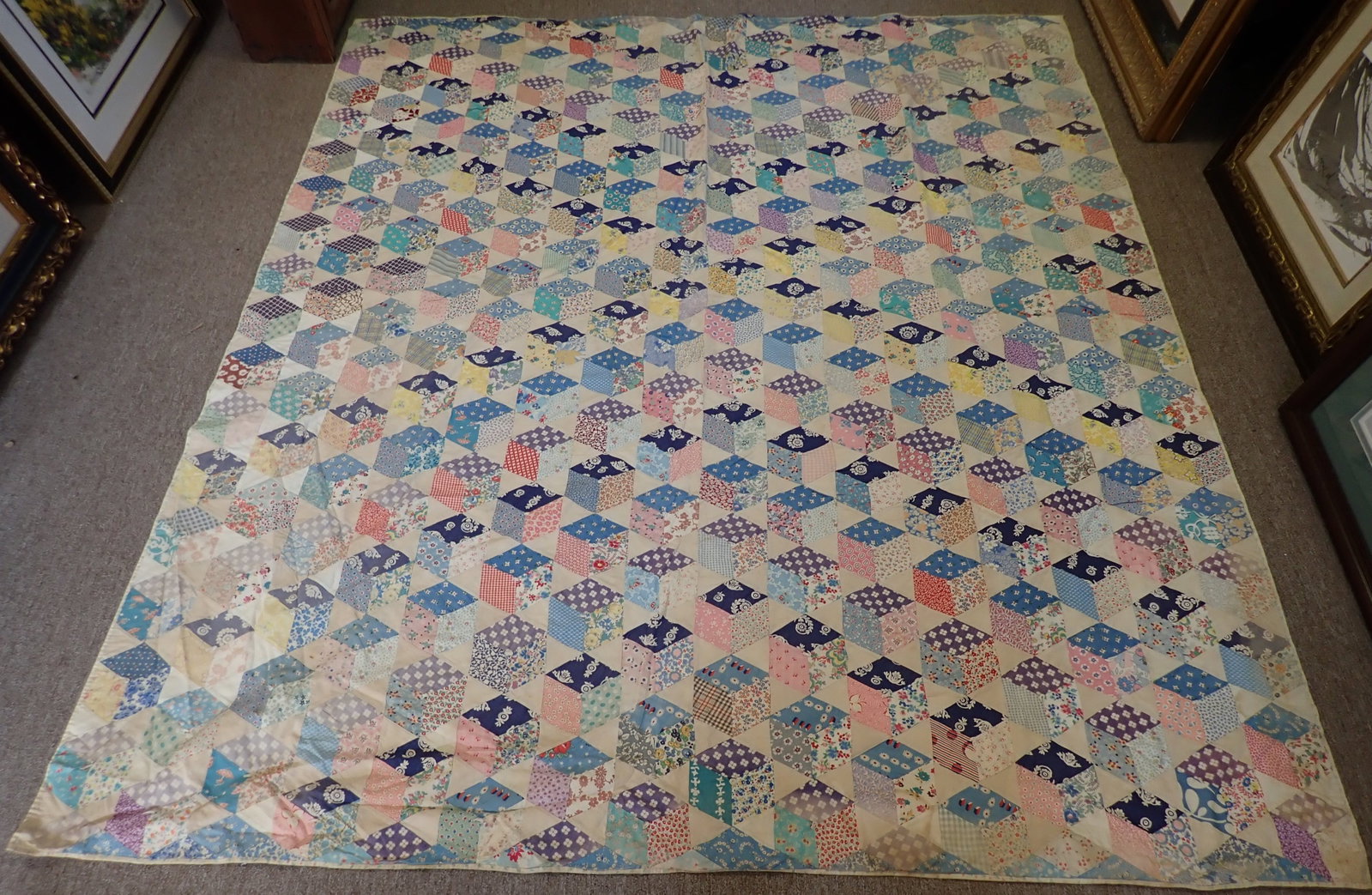 Quilt: Apprx 68 1/2" x 71".