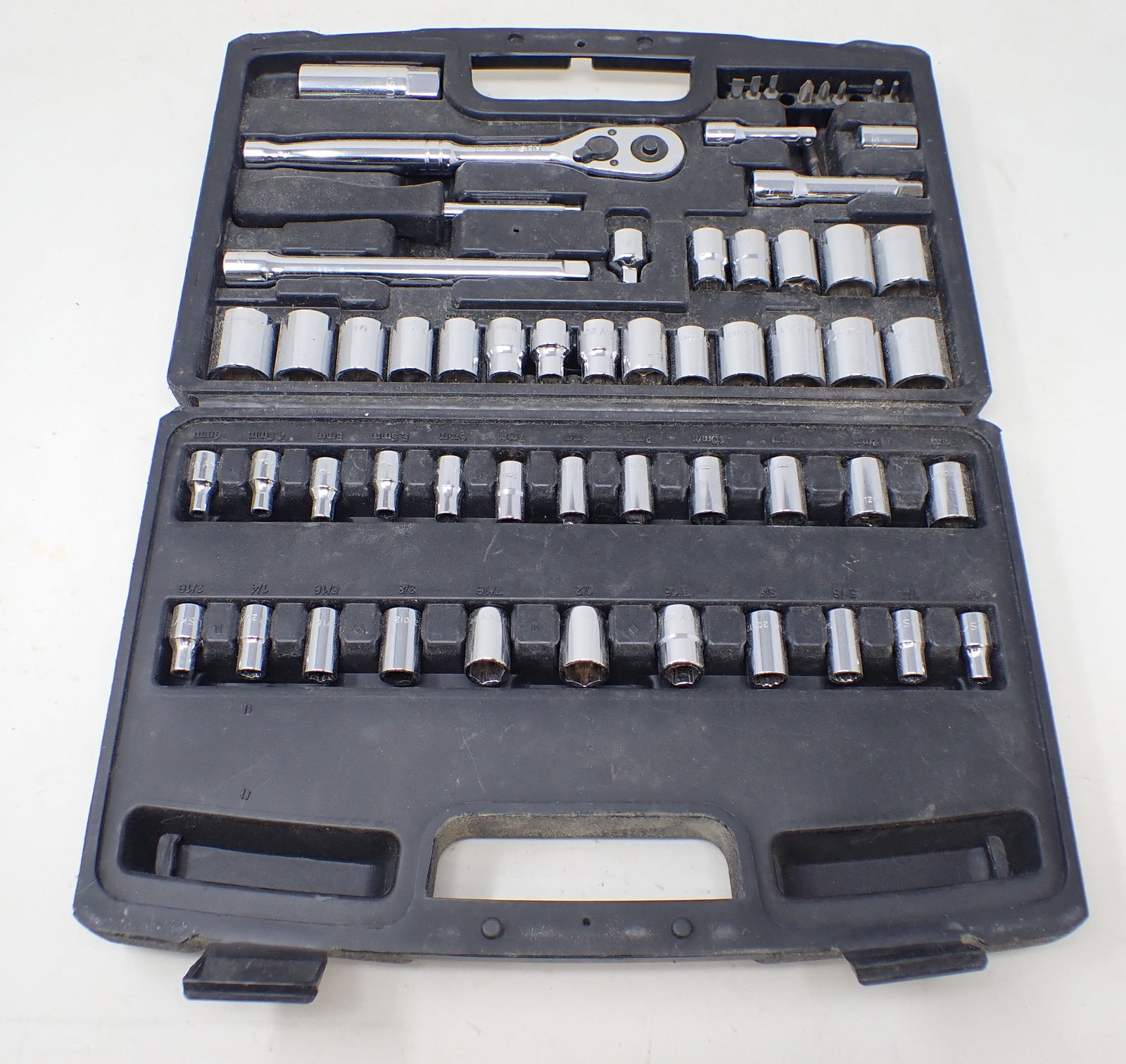 Husky 3/8" Drive Socket Set (1 of 4)