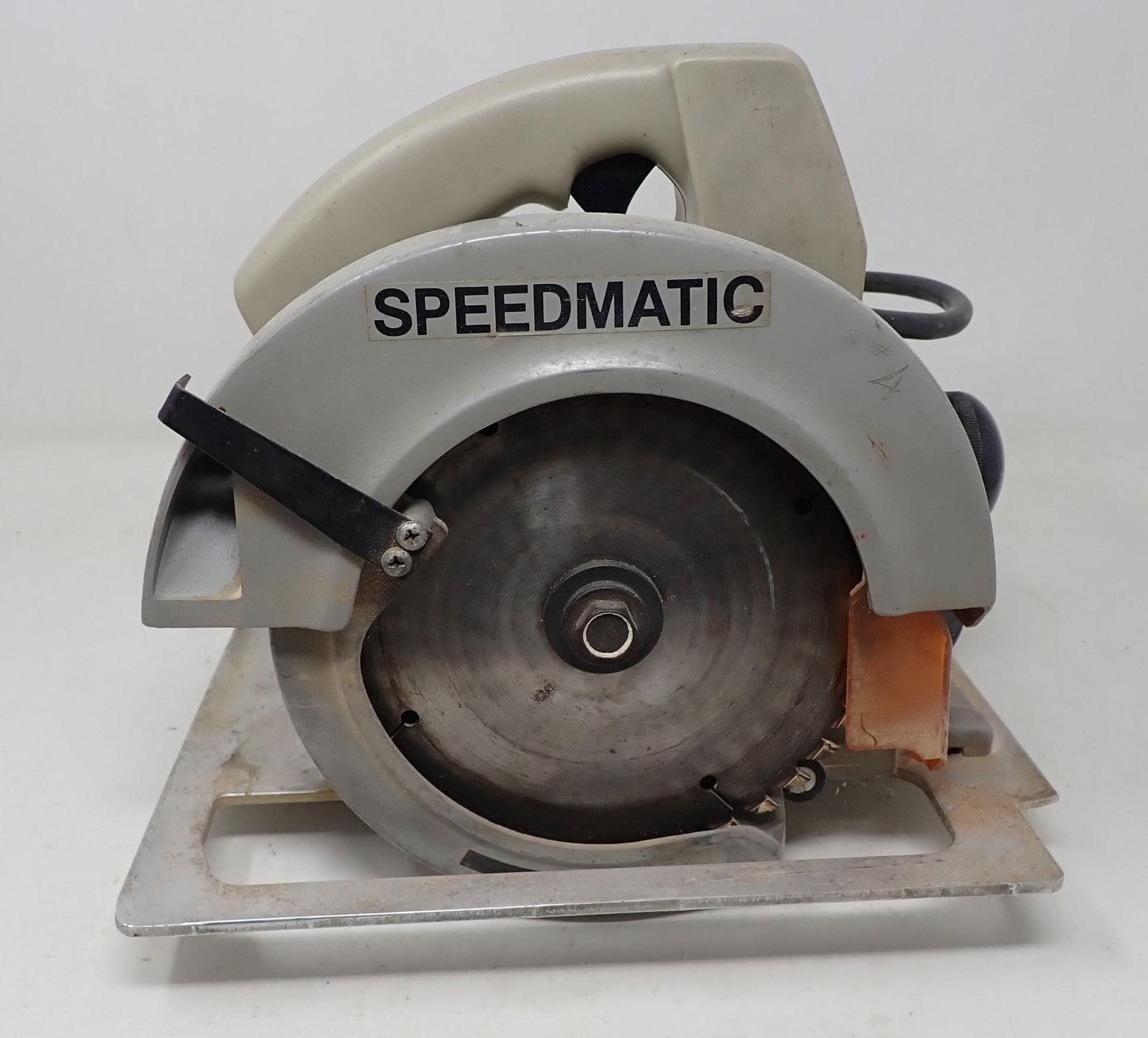 Rockwell 687 Extra Heavy Duty 7 1/4" Builders Saw (1 of 3)