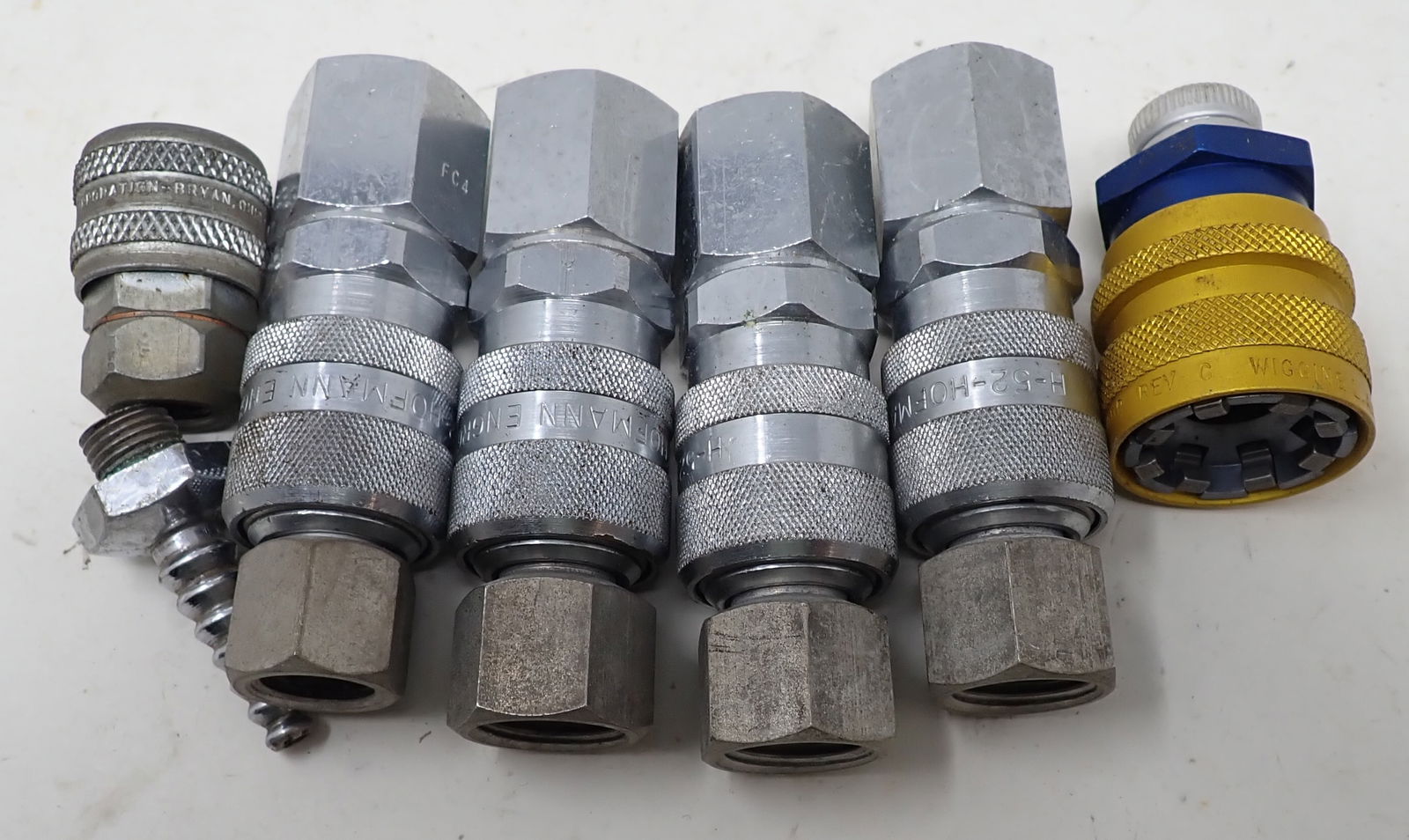 Quick Disconnect Fittings Hoffman H-52: Getting all pictured