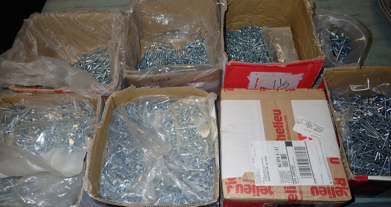 Boxes of Screws: The only full box is the 2 1/2". No in house shipping