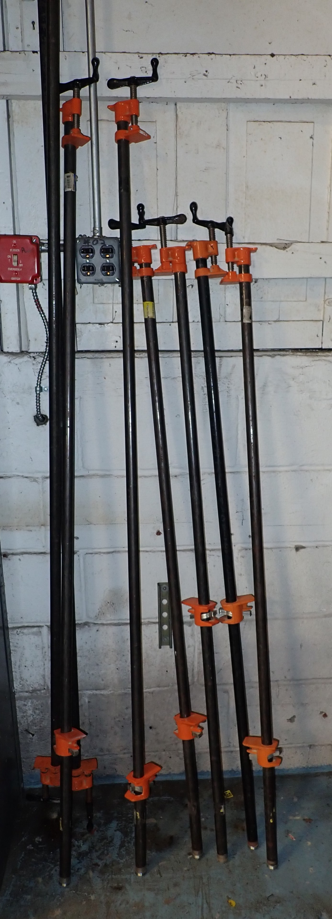 8 Pony Pipe Clamps (1 of 2)