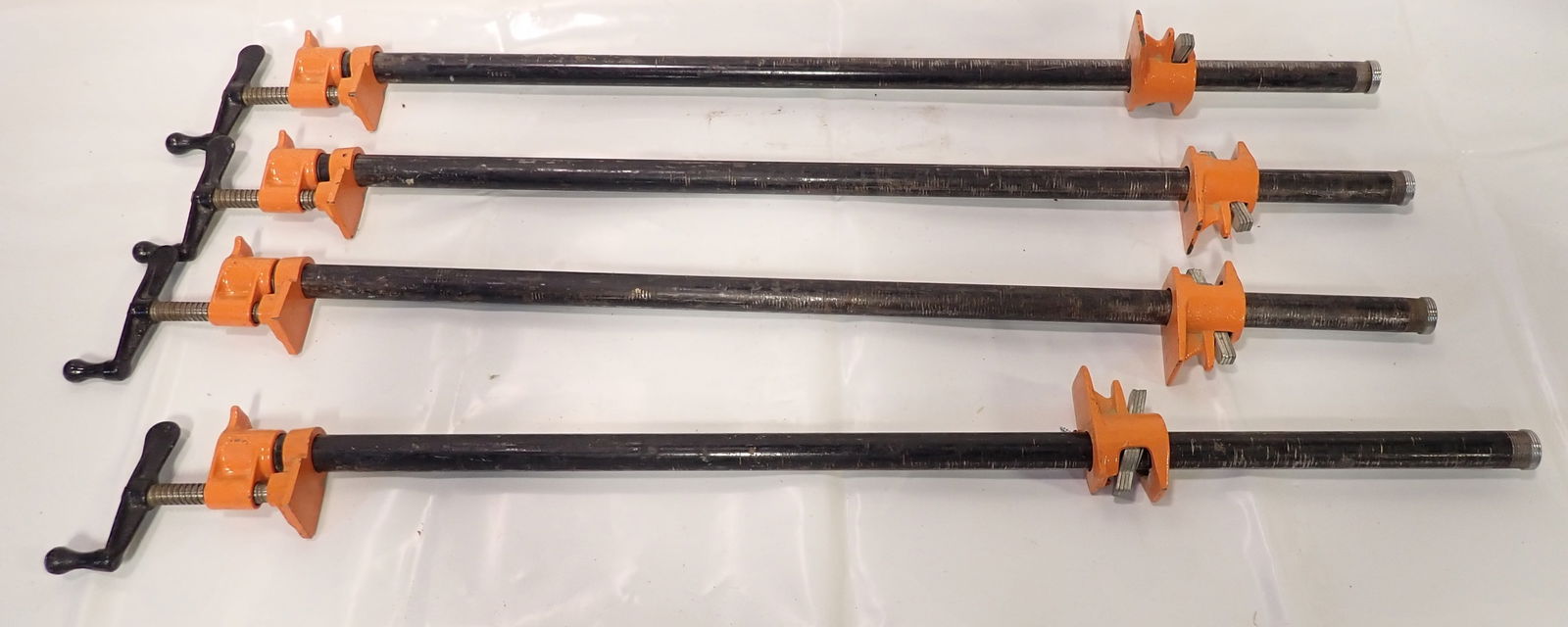 4 Pony Pipe Clamps (1 of 3)