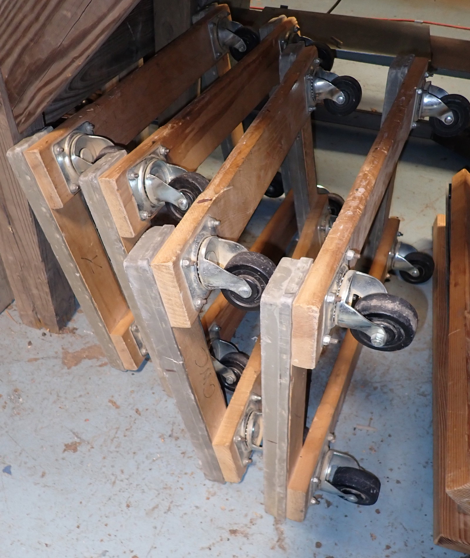 4 Furniture Dollies: Approx 18" x 30 1/2" x 6 1/2" tall. No in house shipping !