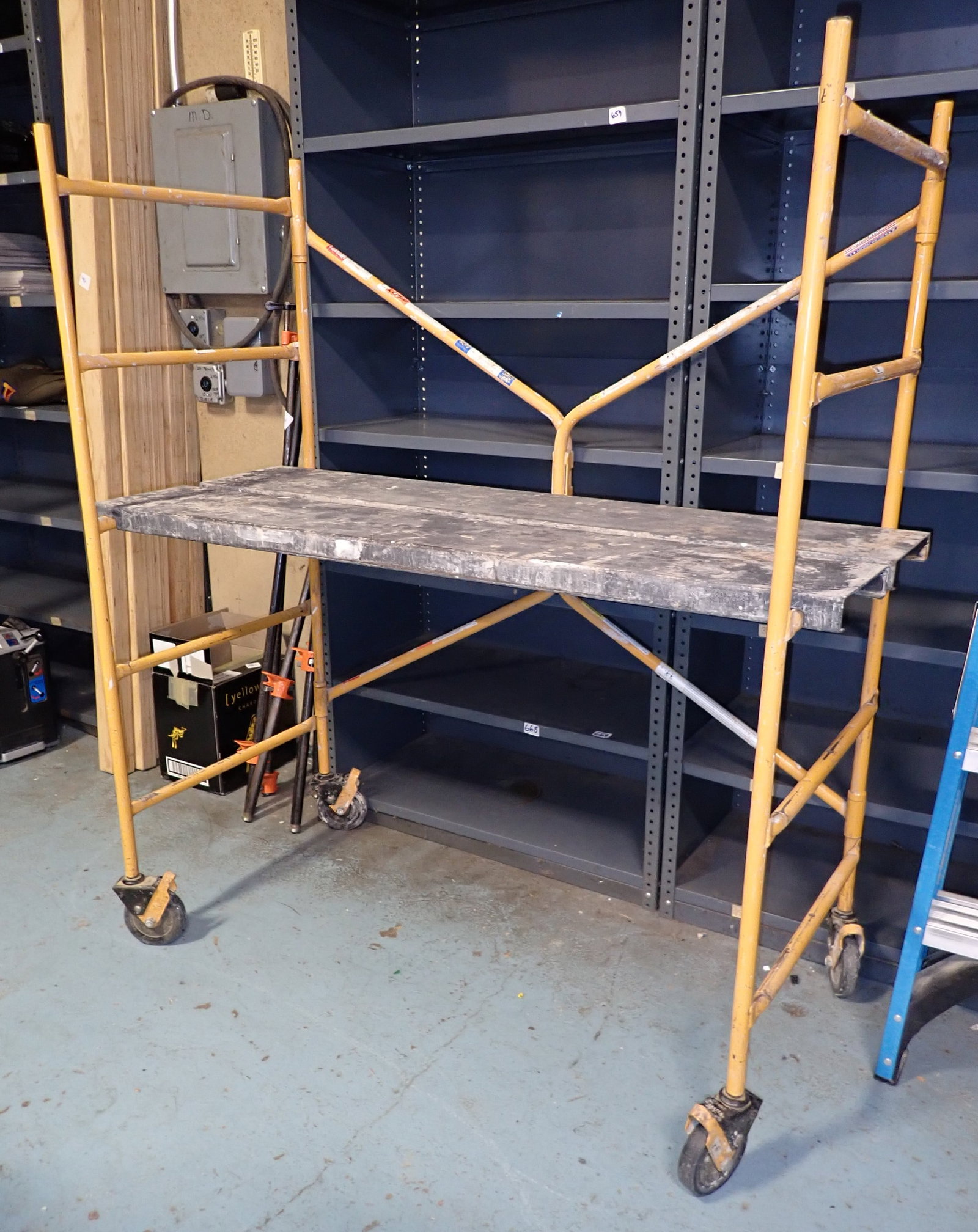 Step Up Workstand: Approx 25" x 51" x 61 1/2" tall. No in house shipping !