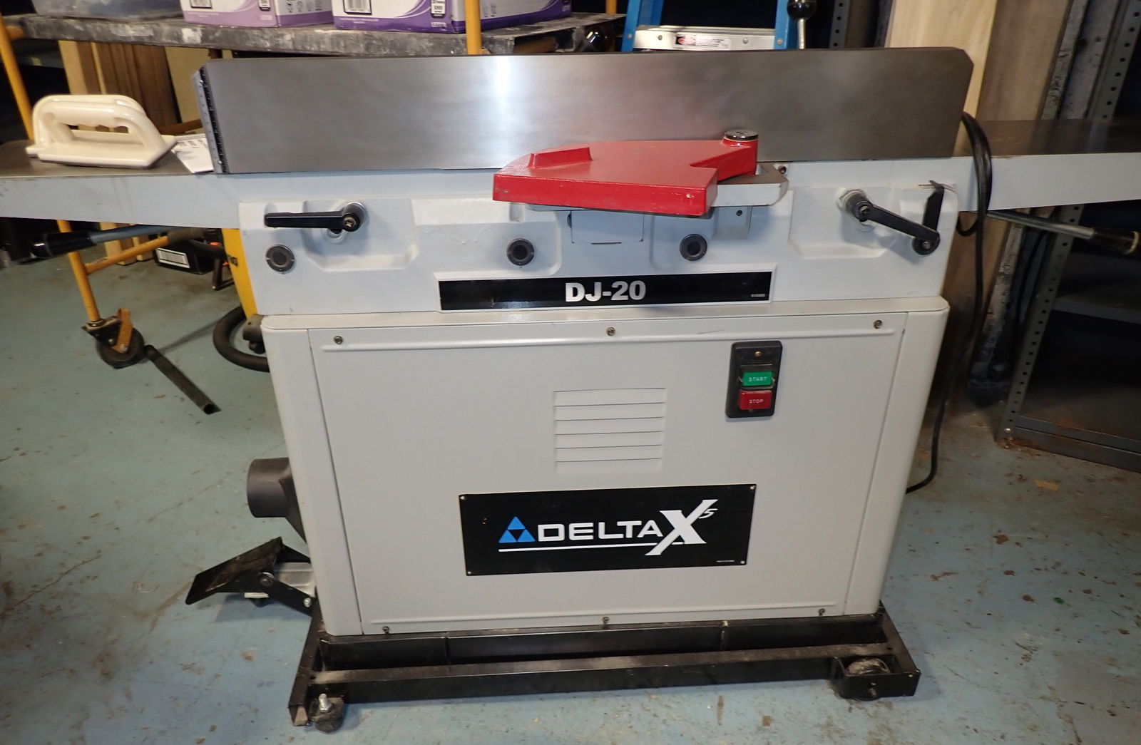Delta DJ-20 8" Jointer (1 of 6)
