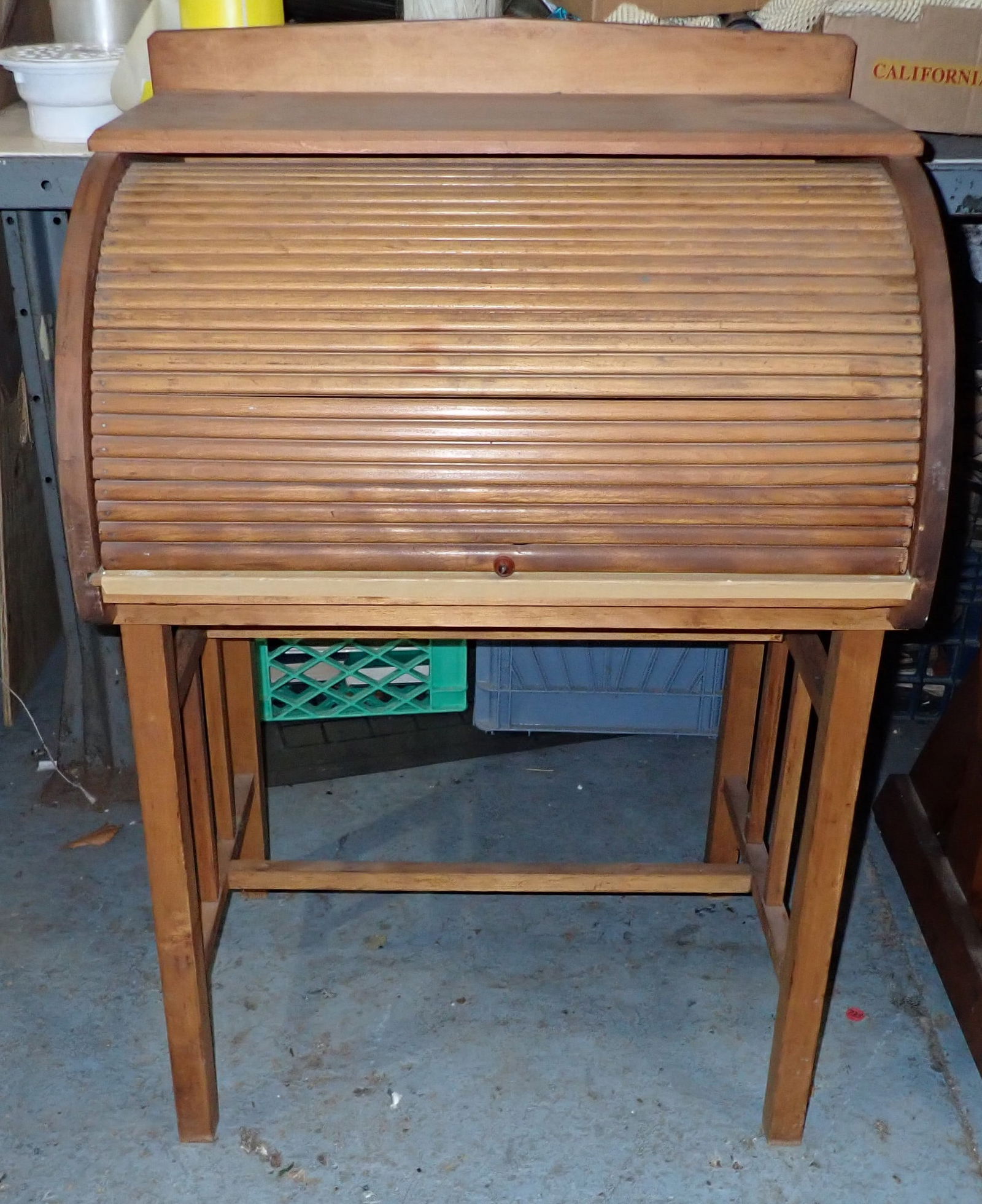 Childs Rolltop Desk (1 of 4)