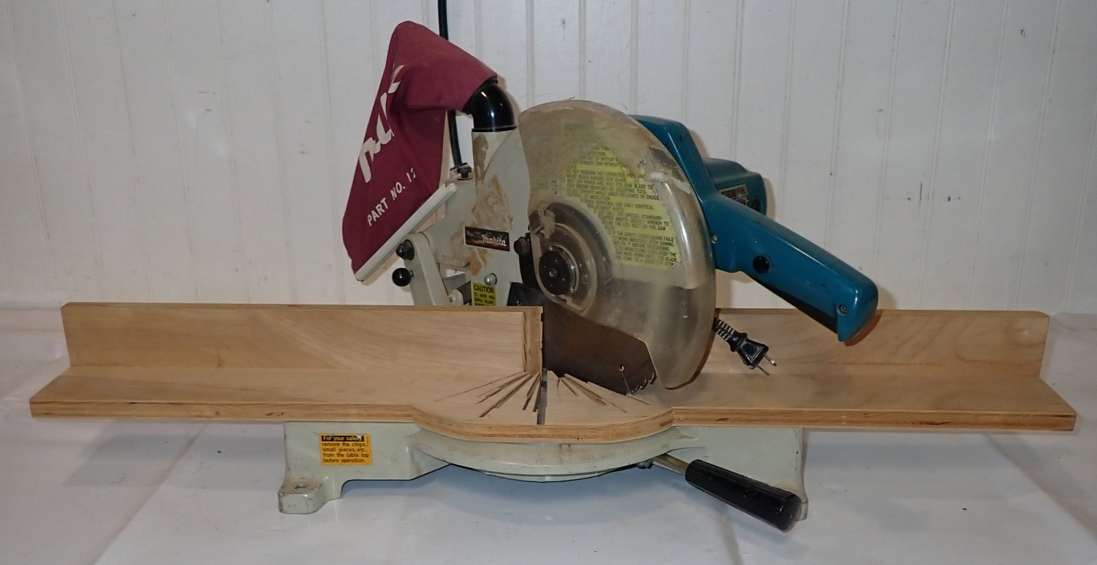 Makita LS1030 Compound Miter Saw (1 of 3)