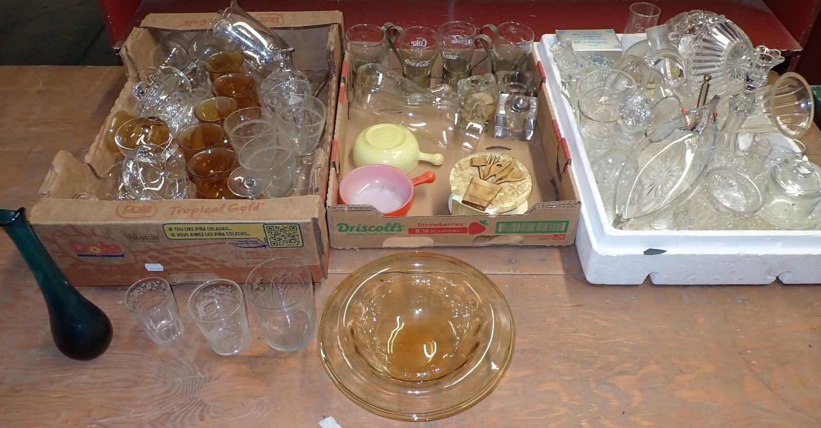 Table Contents of Glassware (1 of 10)