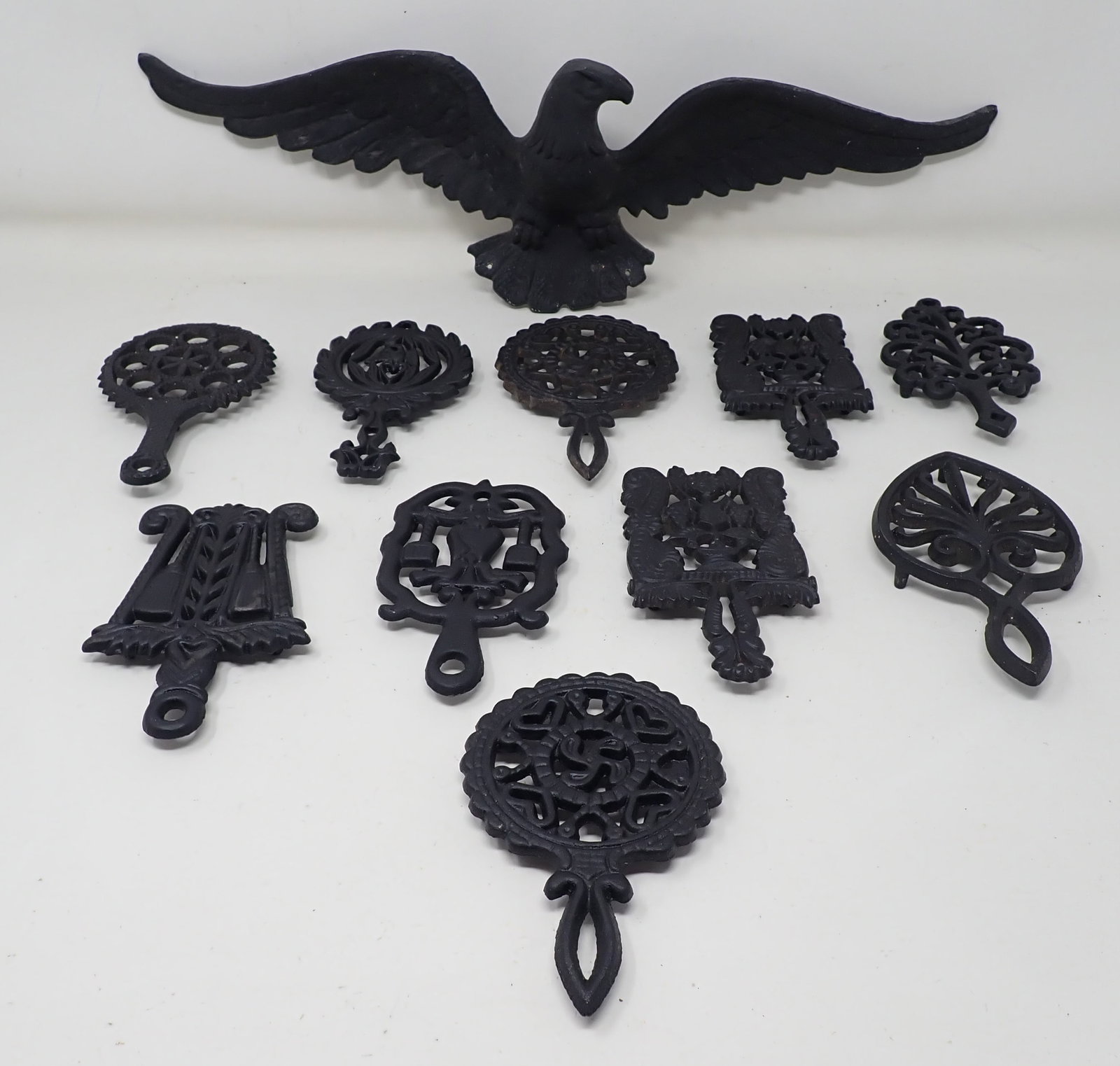 Trivets & Cast Aluminum Eagle (1 of 3)