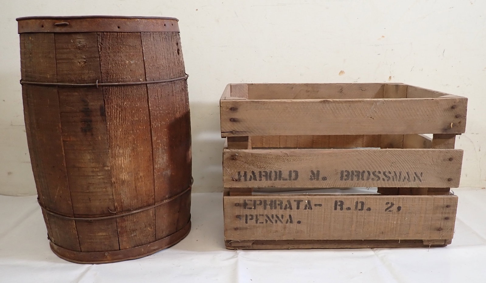 Wooden Crate & Nail Keg: Crate is apprx 14" x 18" x 12 1/4" tall. No in house shipping !