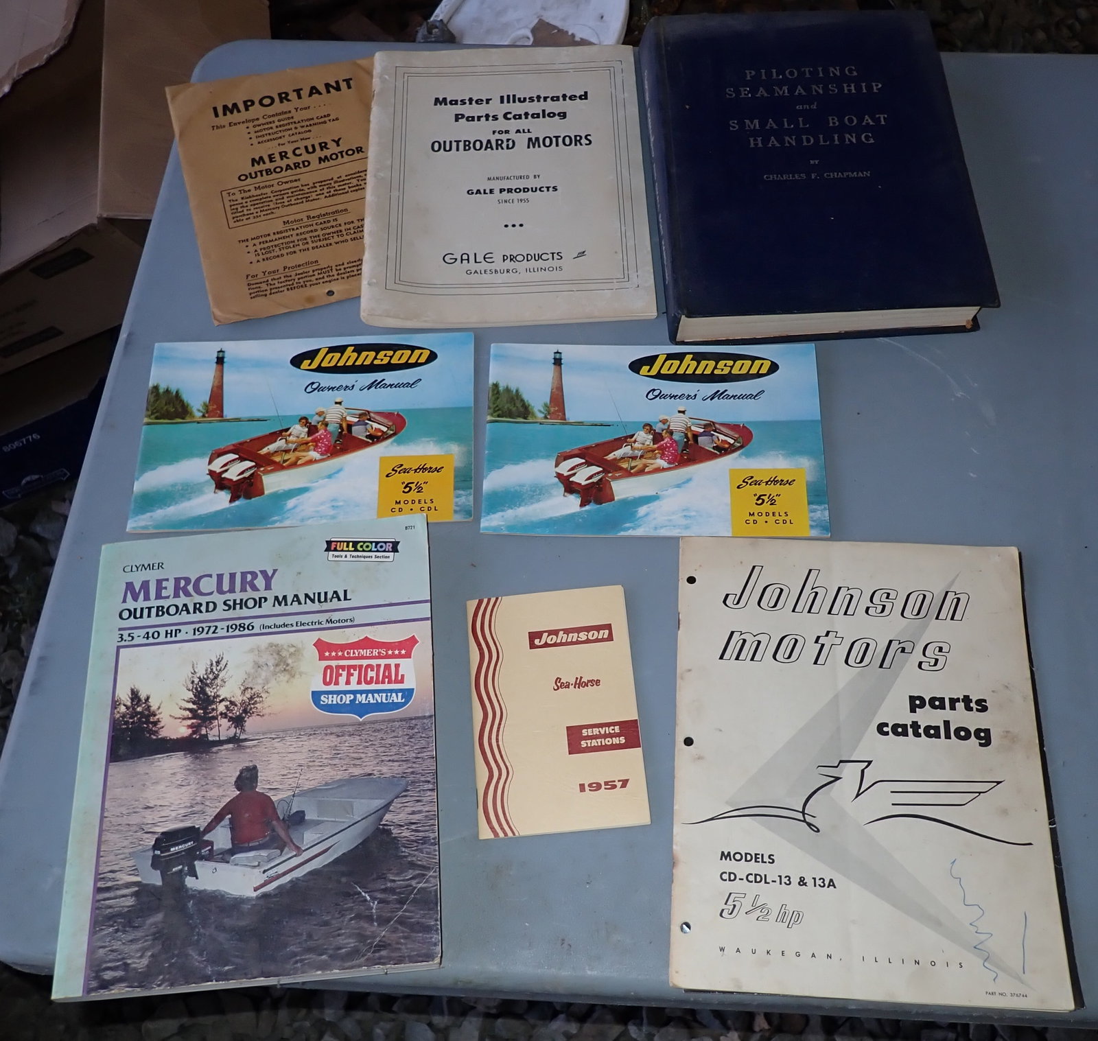 Outboard Boat Motor Manuals Books incl Johnson (1 of 5)