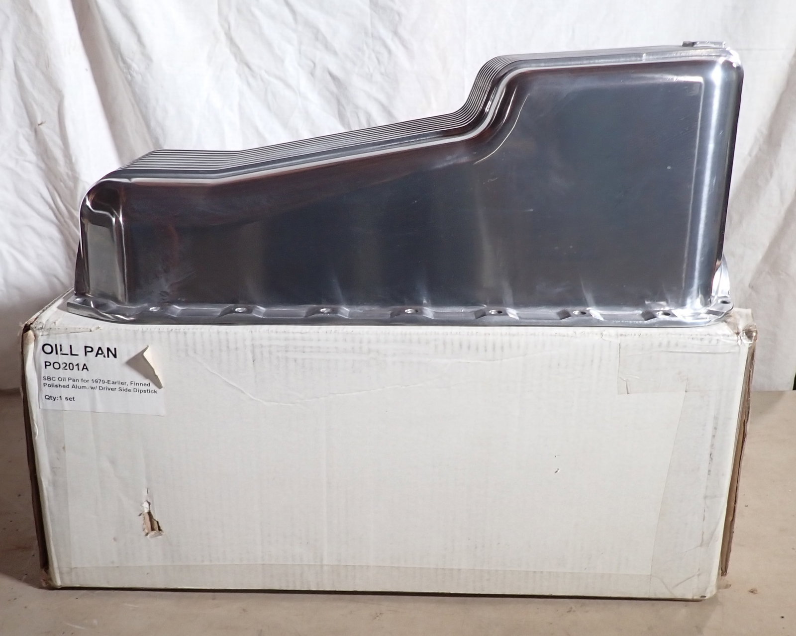 Polished Aluminum Finned Oil Pan: Part # PO201A