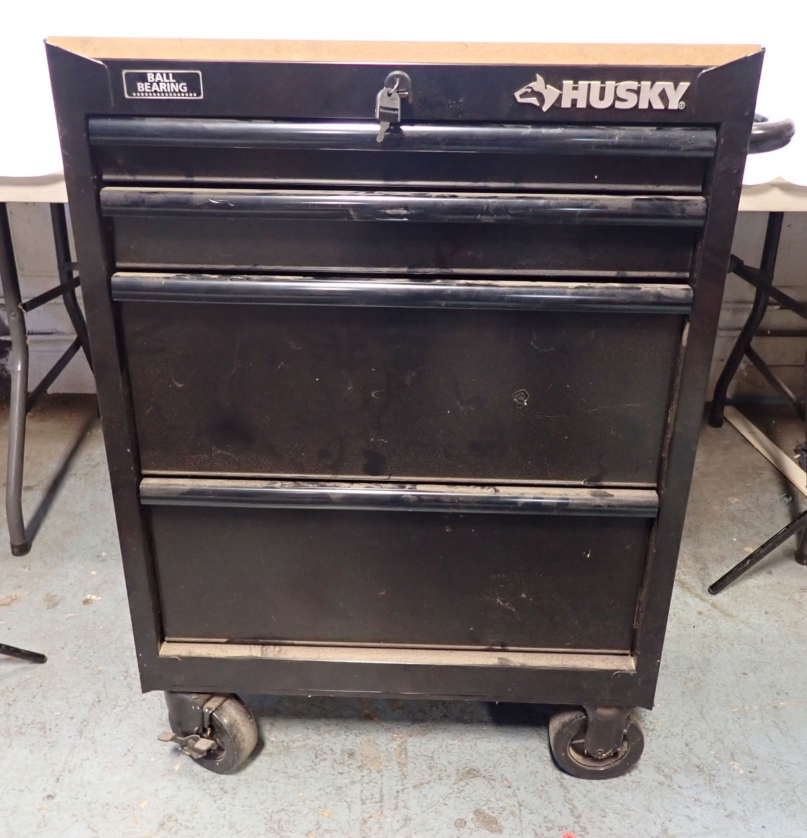 Husky Tool Chest (1 of 2)