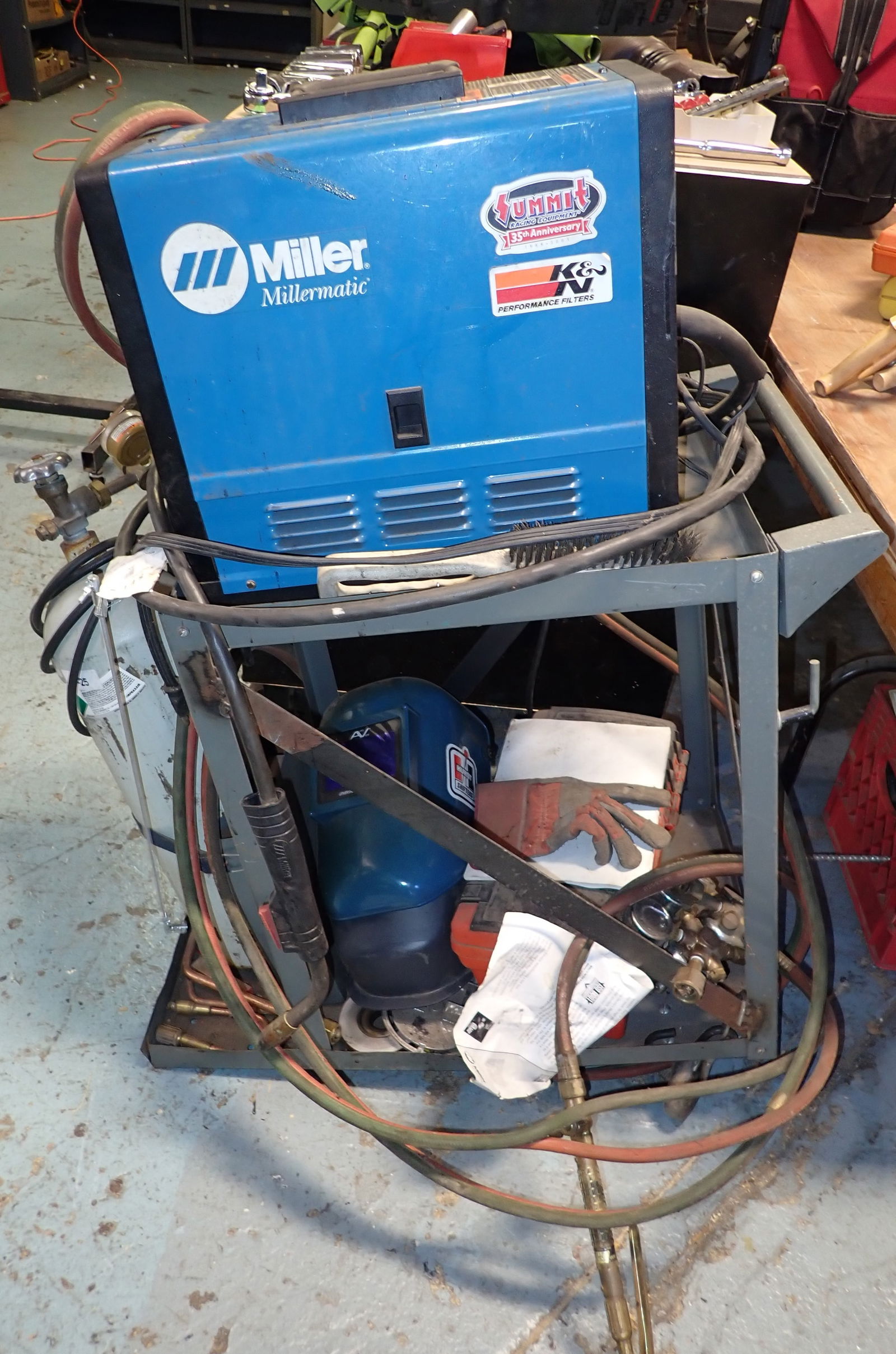 Miller Millermatic 130XP Mig Welder Torch & Misc (1 of 5)
