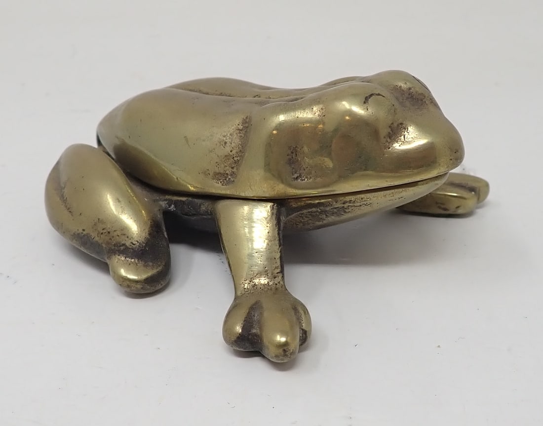 Brass Frog Trinket Box (1 of 3)