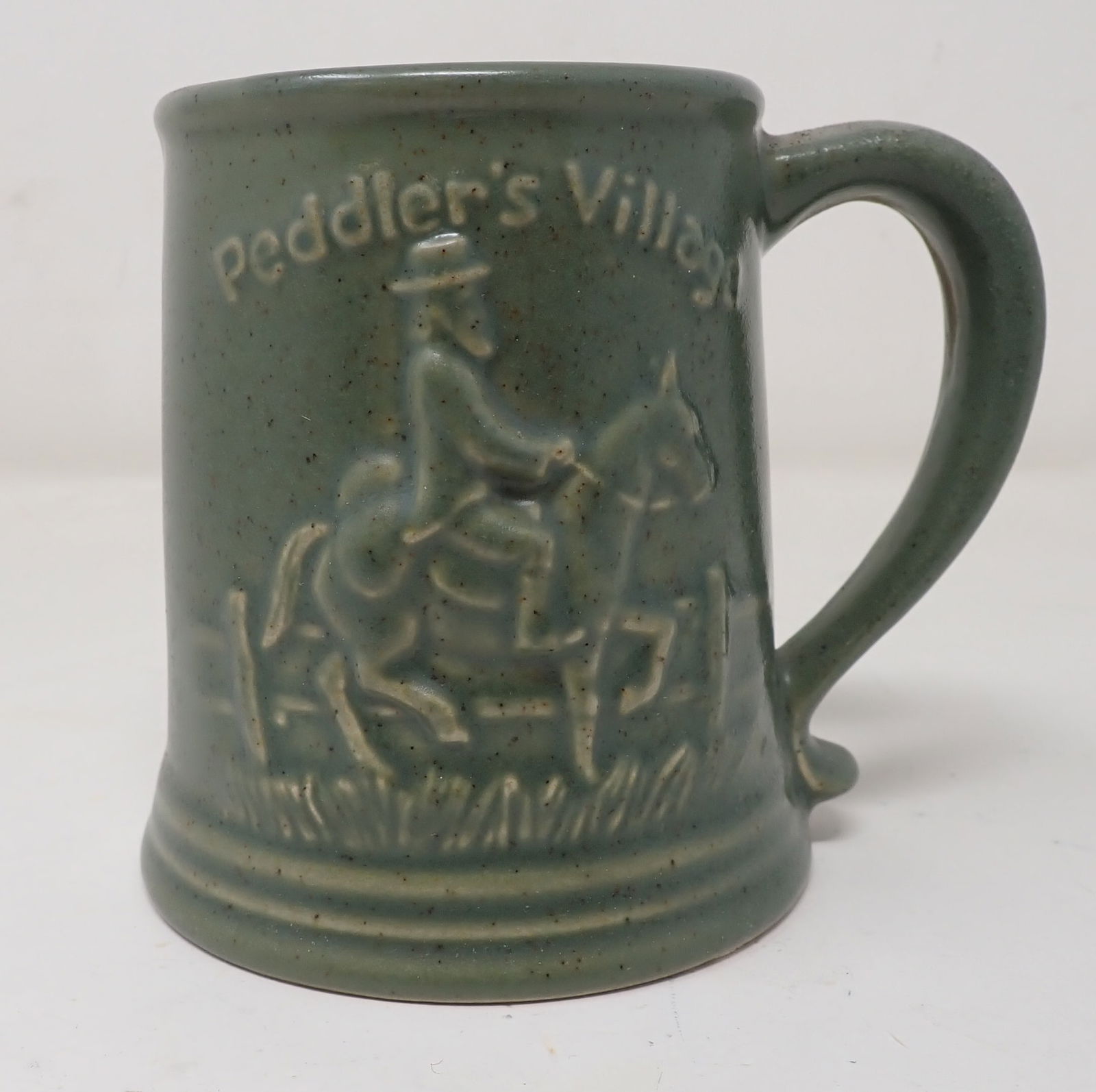Chatham Potteries Peddlers Village Mug (1 of 2)