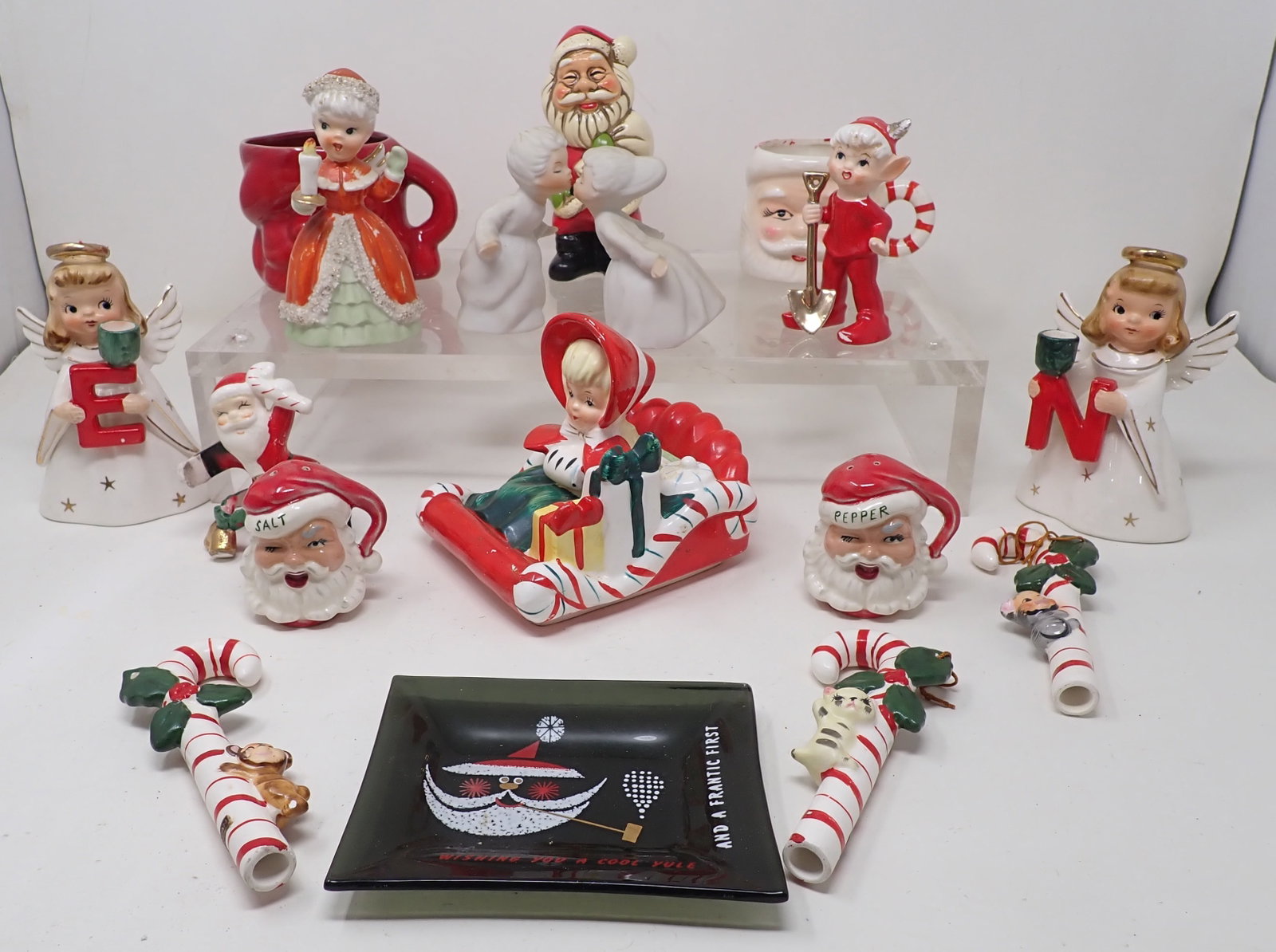 Christmas Decorations: Getting all pictured